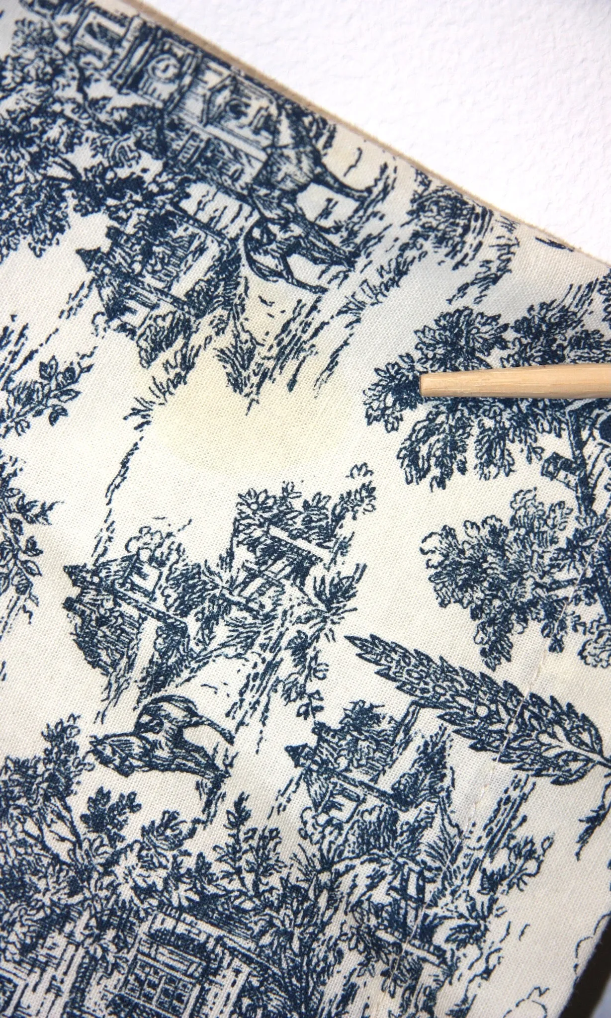 SS493 - L - Citril Finch Dress - Navy Village Toile sold by Birds of North America product image thumbnail 2