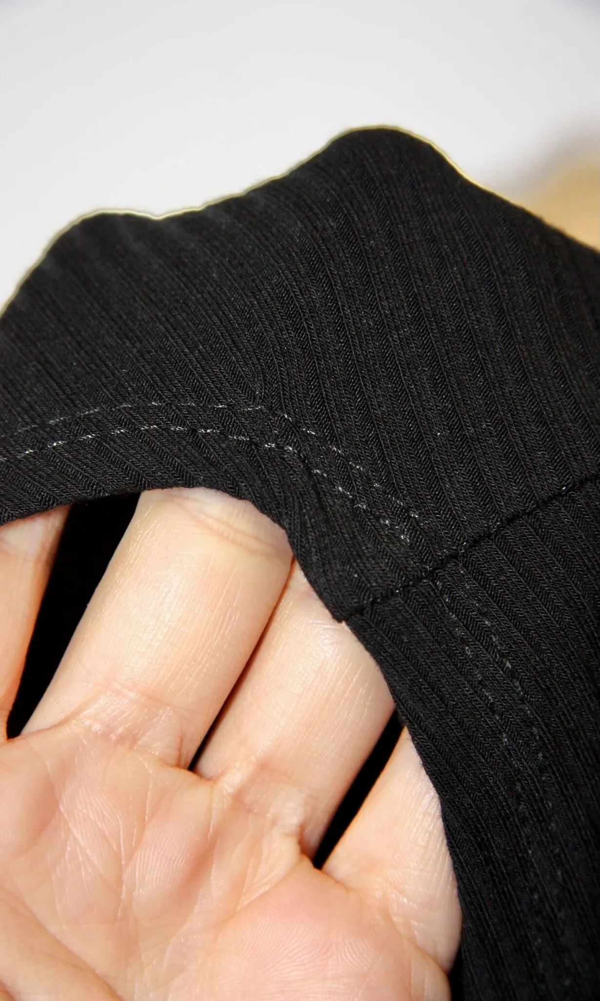 SS609 - XS - Crescentchest Top - Black sold by Birds of North America product image thumbnail 3