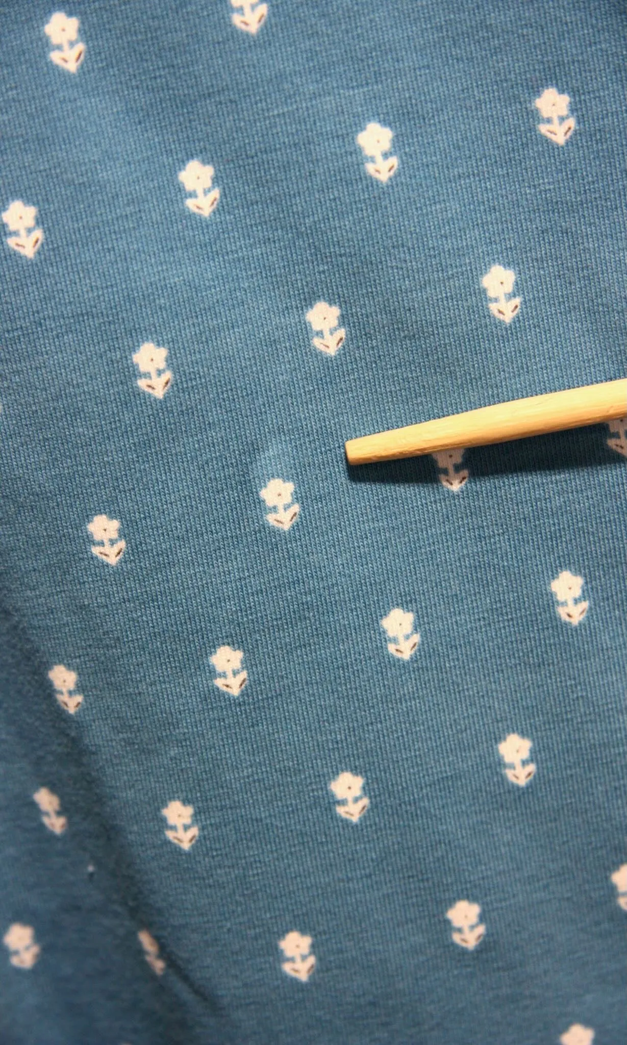 SS682- M - Peahen Top - Blue Flowers sold by Birds of North America product image thumbnail 2