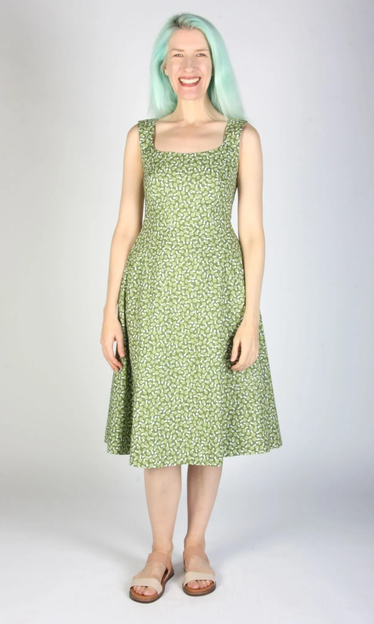 SS711 - 6 - Columba Dress - Navy Print sold by Birds of North America product image thumbnail 4