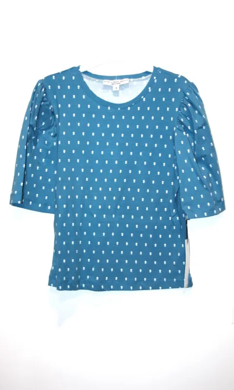 SS662 - M - Peahen Top - Blue Flowers made by Birds of North America