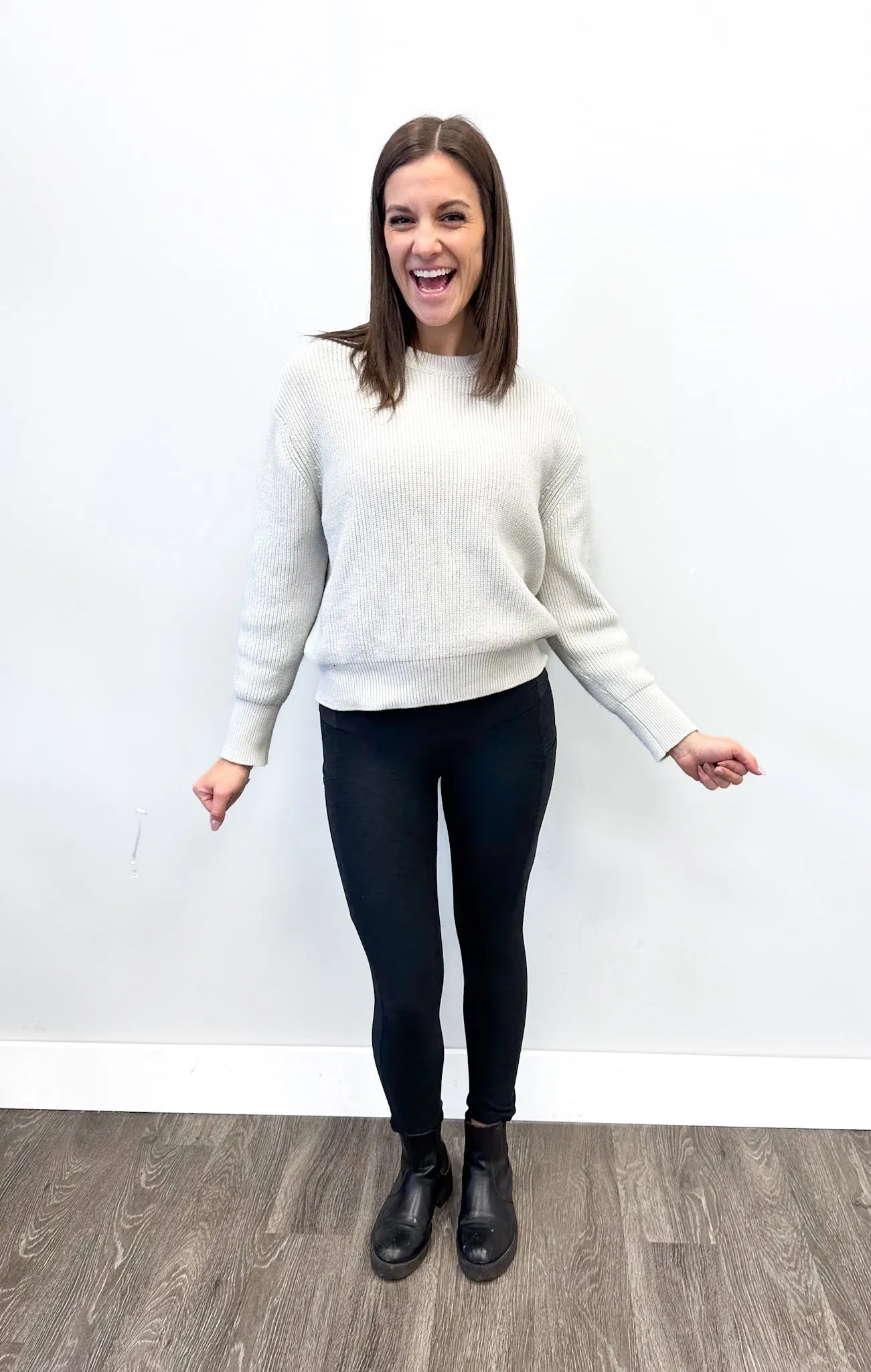 *Pre-Sale* Tall Lolli Legging sold by Buttercream Clothing product image thumbnail 3