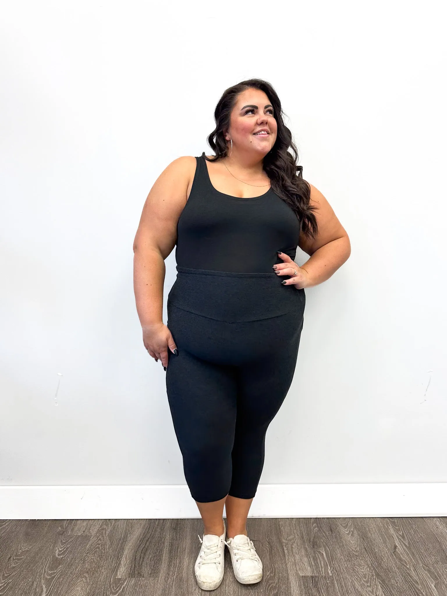 *Pre-Sale* Crop Pocket Lolli Legging sold by Buttercream Clothing product image thumbnail 3