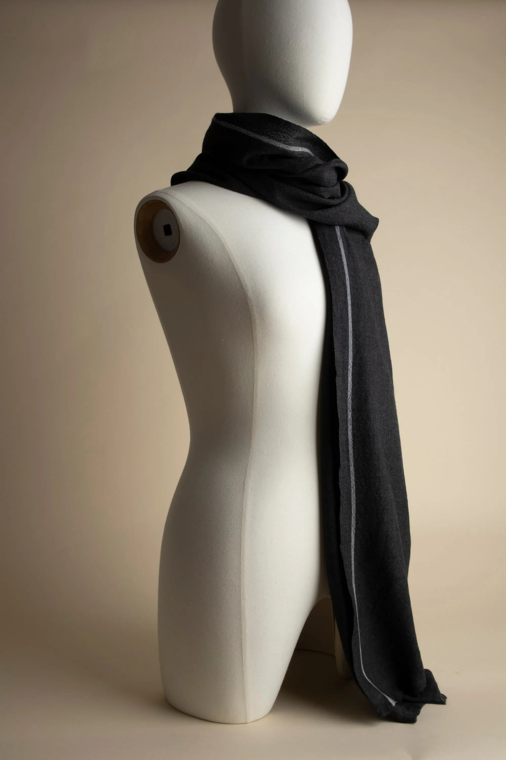 MEA charcoal- sold by ça va de soi