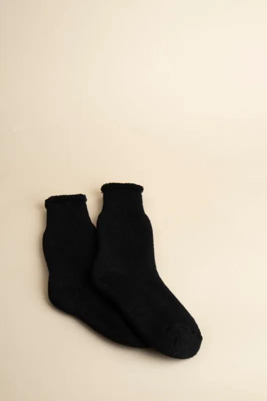 MINTO noir sold by ça va de soi