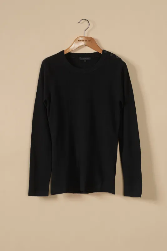 CHANEL black sold by ça va de soi