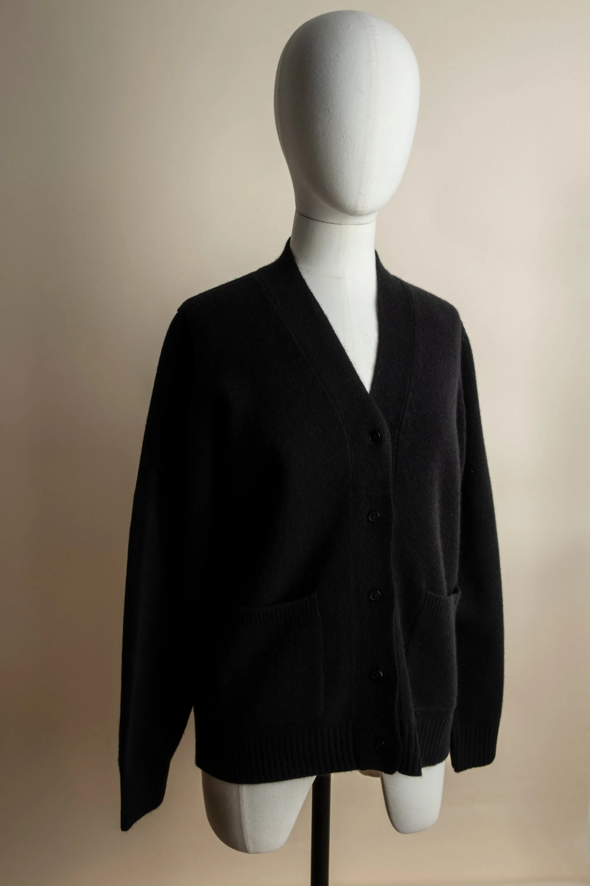 MONTREAL black sold by ça va de soi product image thumbnail 2