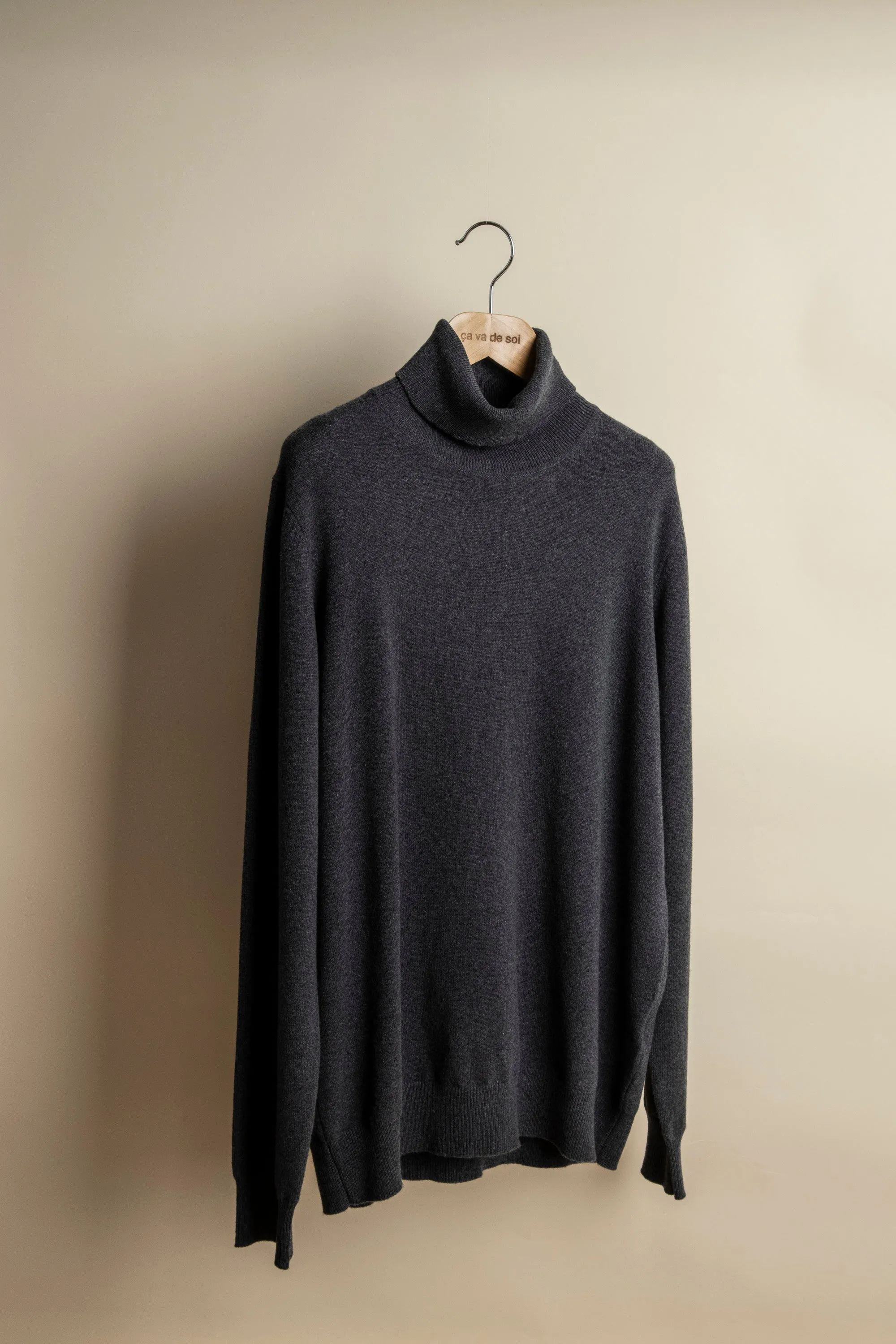 ANTWERP tide race sold by ça va de soi