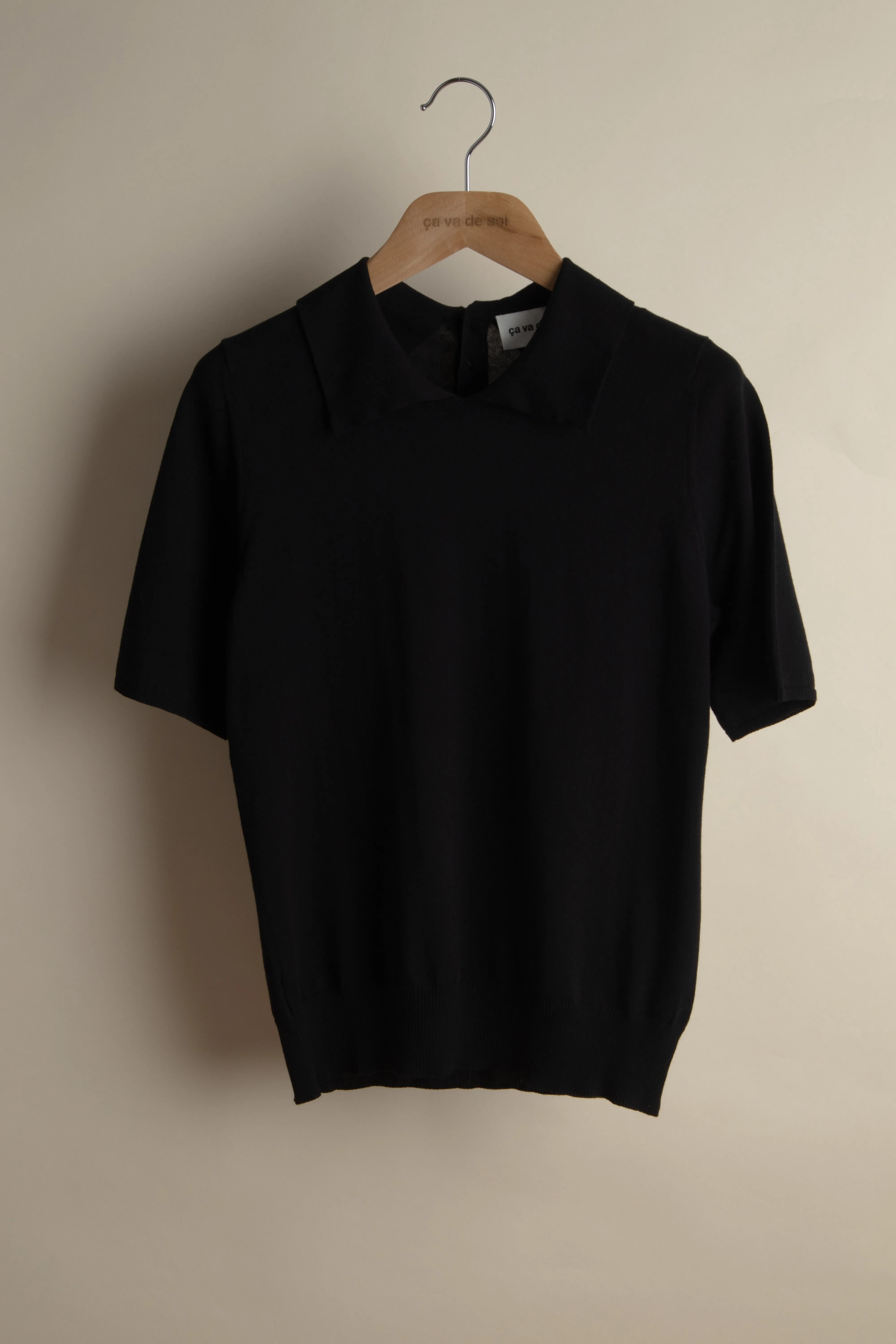 FRIA manja sold by ça va de soi