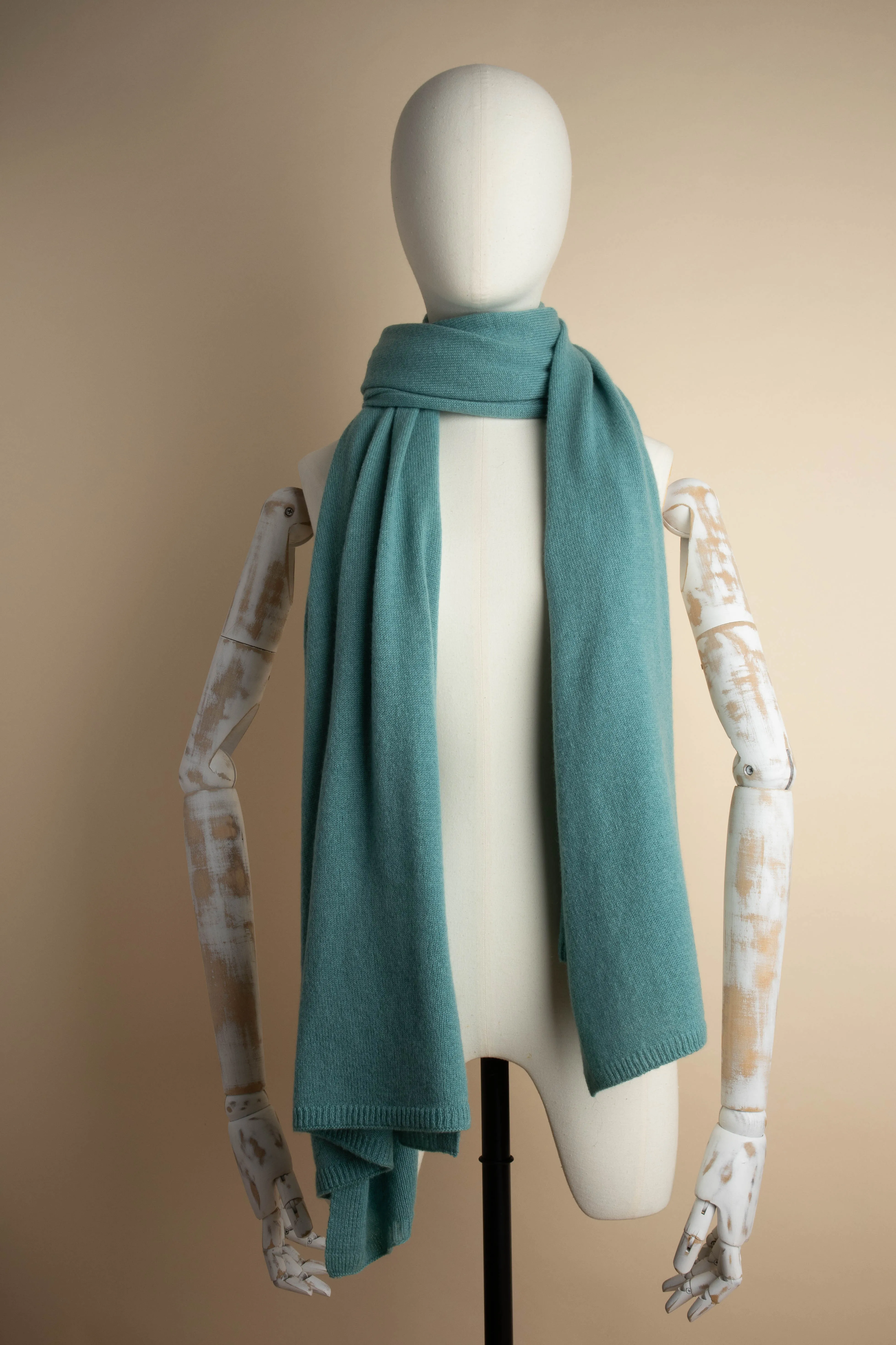 CLEO larch sold by ça va de soi product image thumbnail 2