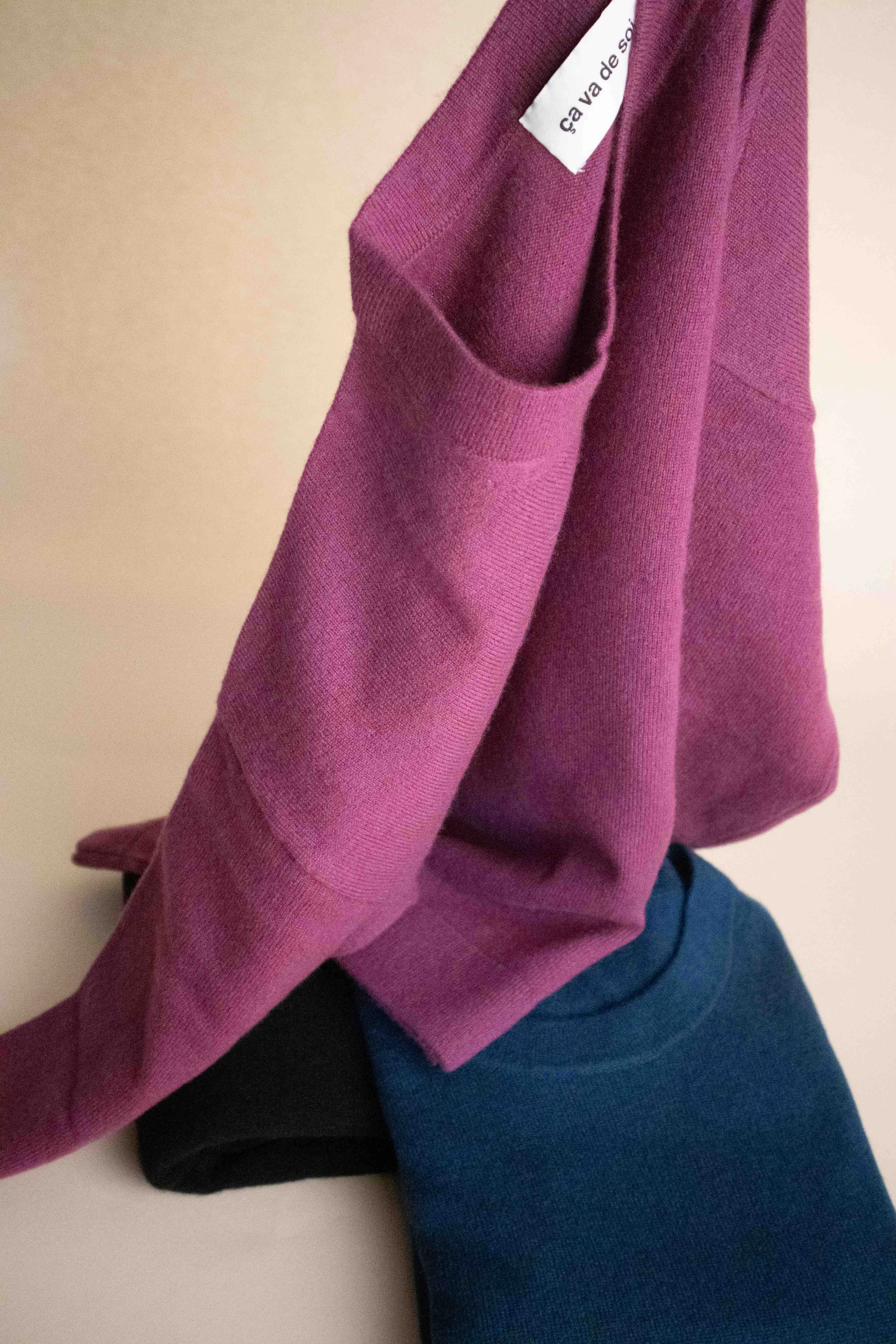 ANGELINA peacock sold by ça va de soi product image thumbnail 5