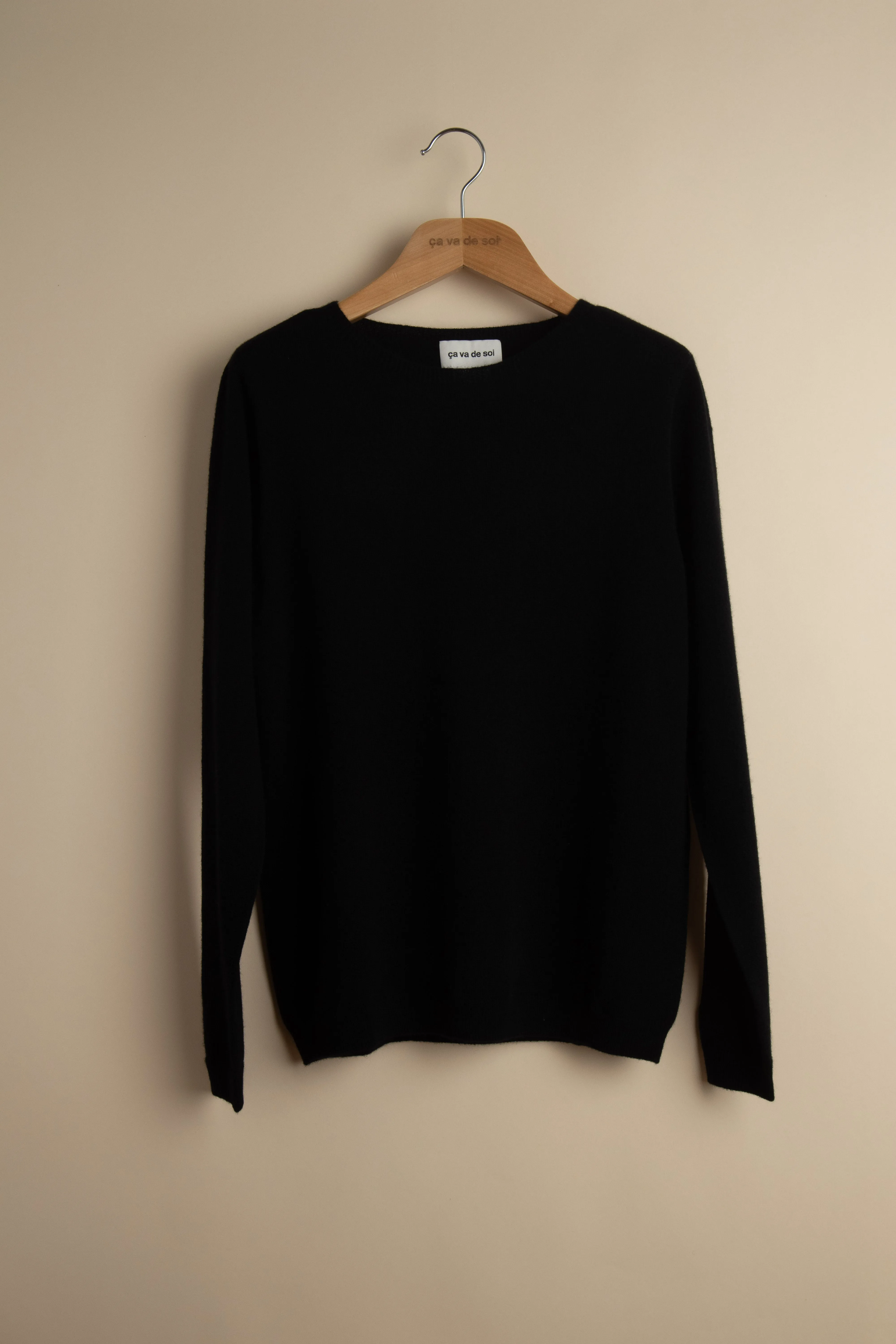 JIANG black sold by ça va de soi