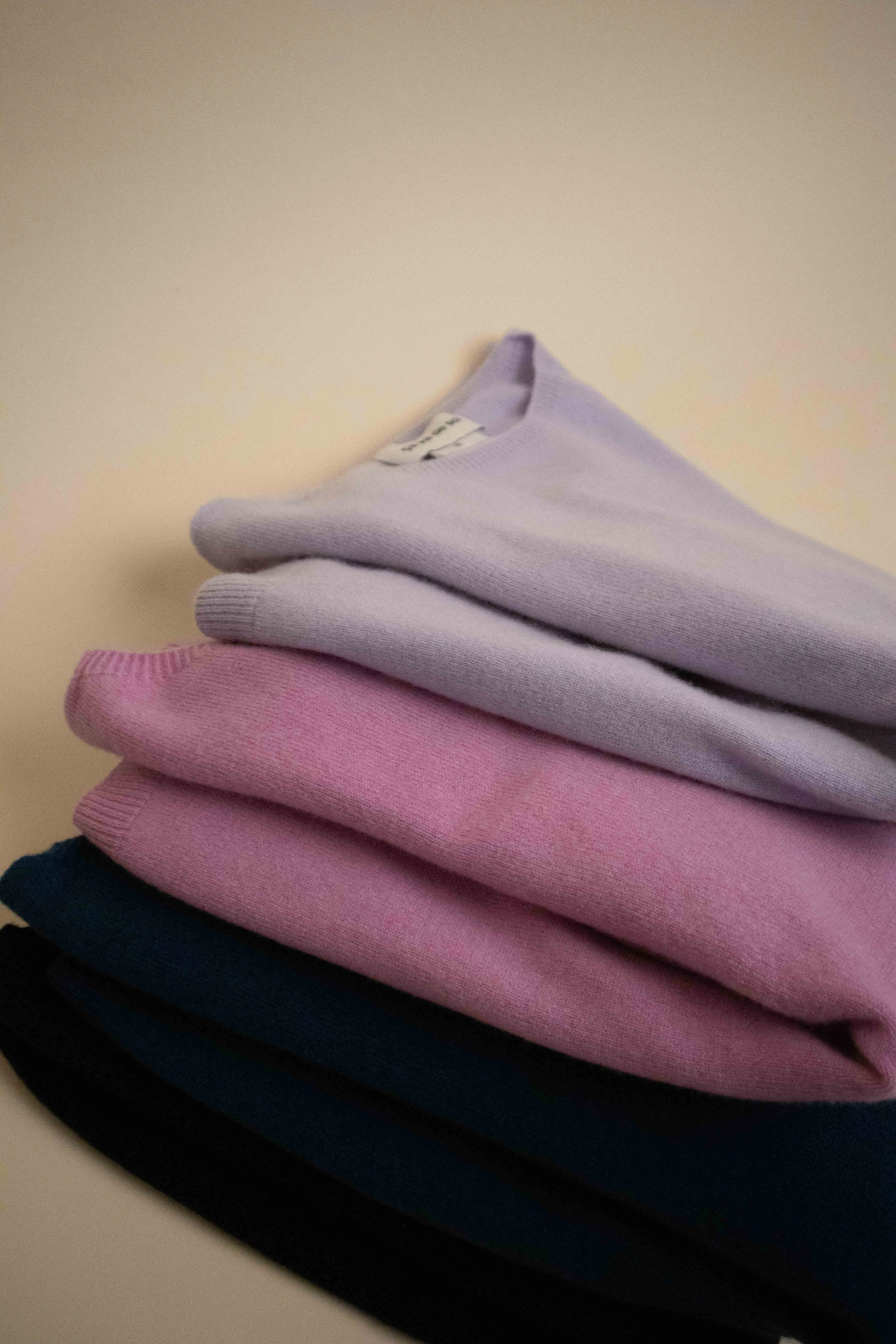 JIANG aster sold by ça va de soi product image thumbnail 5