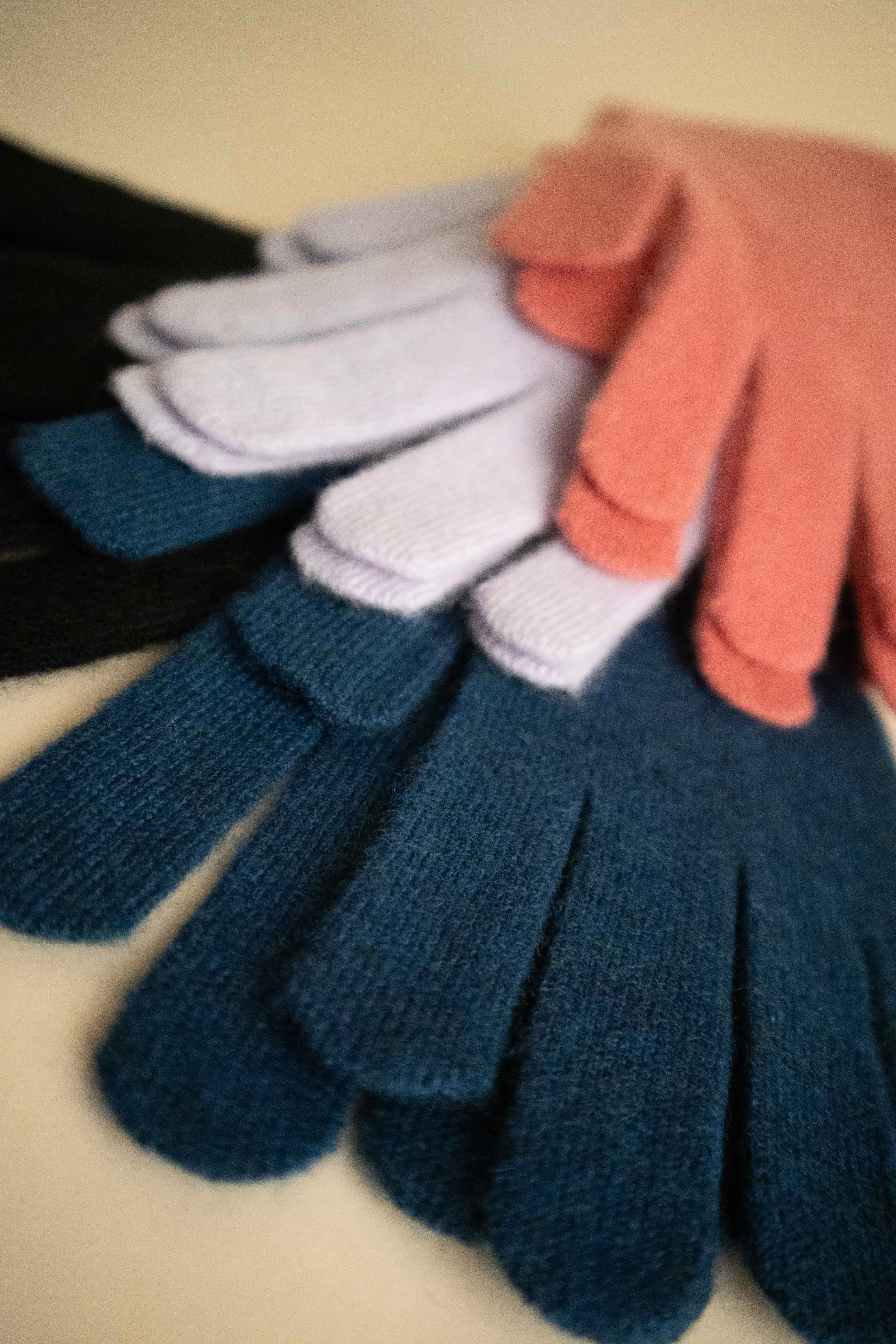 LILLI paon sold by ça va de soi product image thumbnail 3