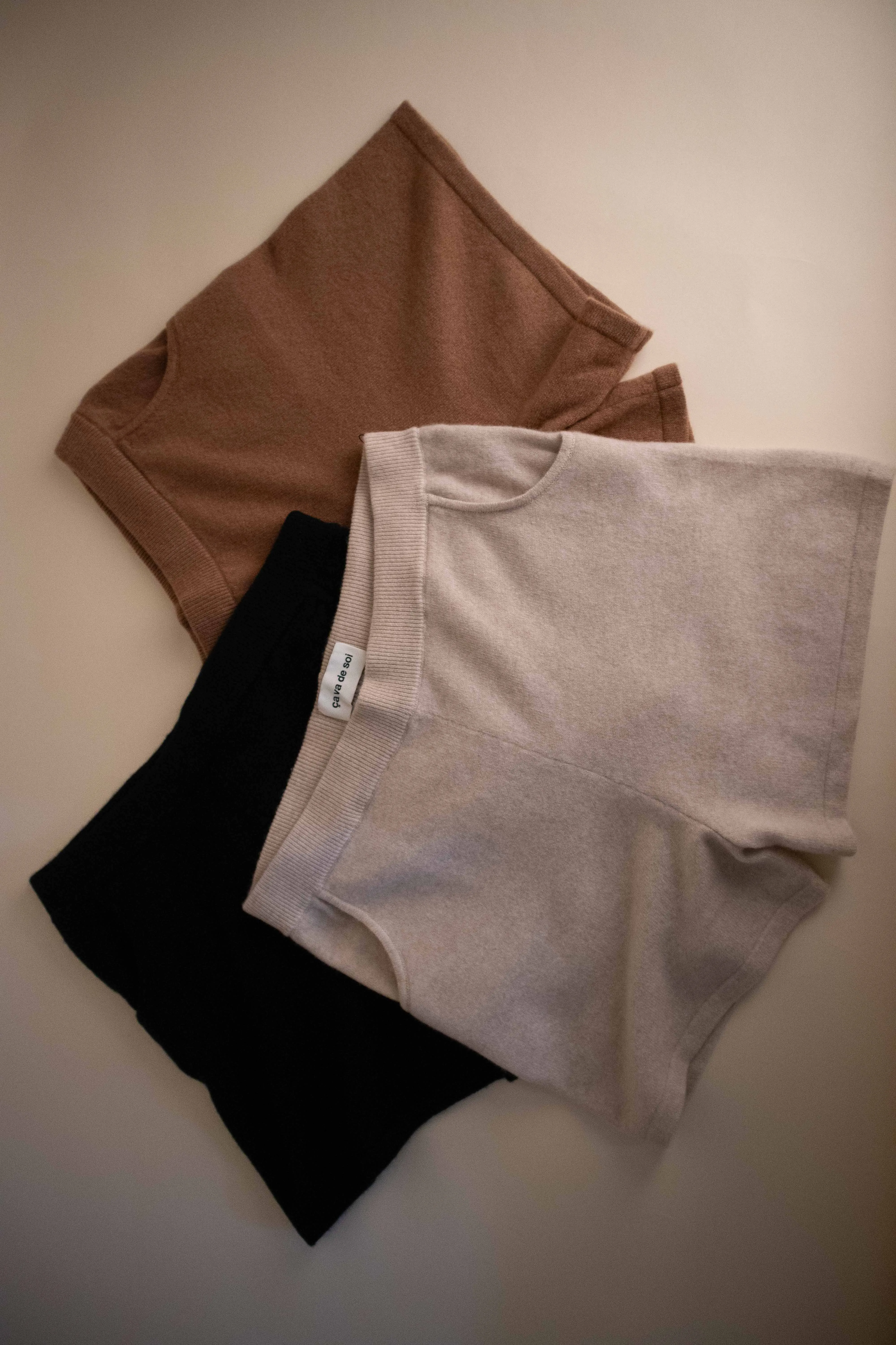 OULAN black sold by ça va de soi product image thumbnail 4