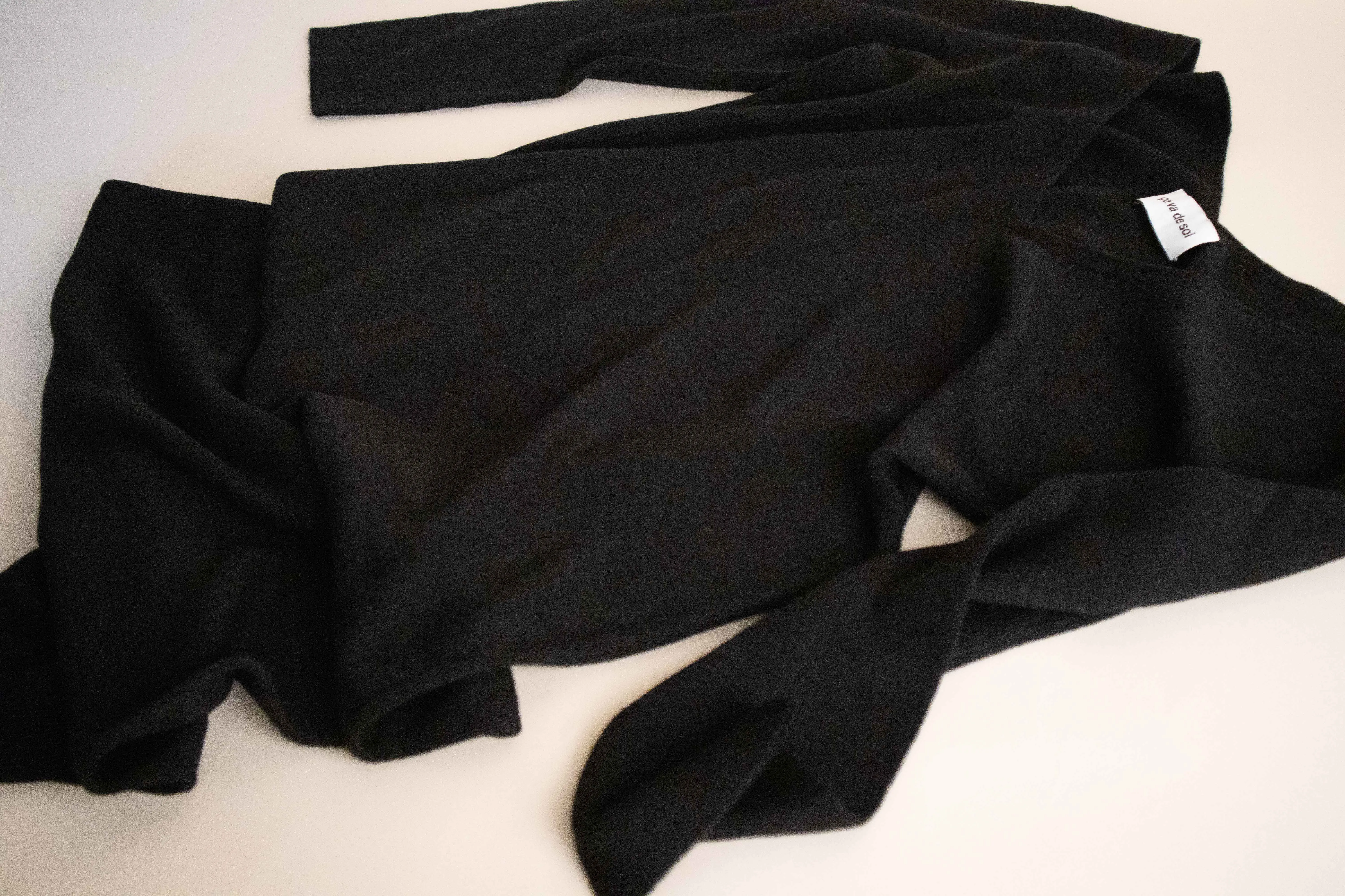 PONTA black sold by ça va de soi product image thumbnail 4