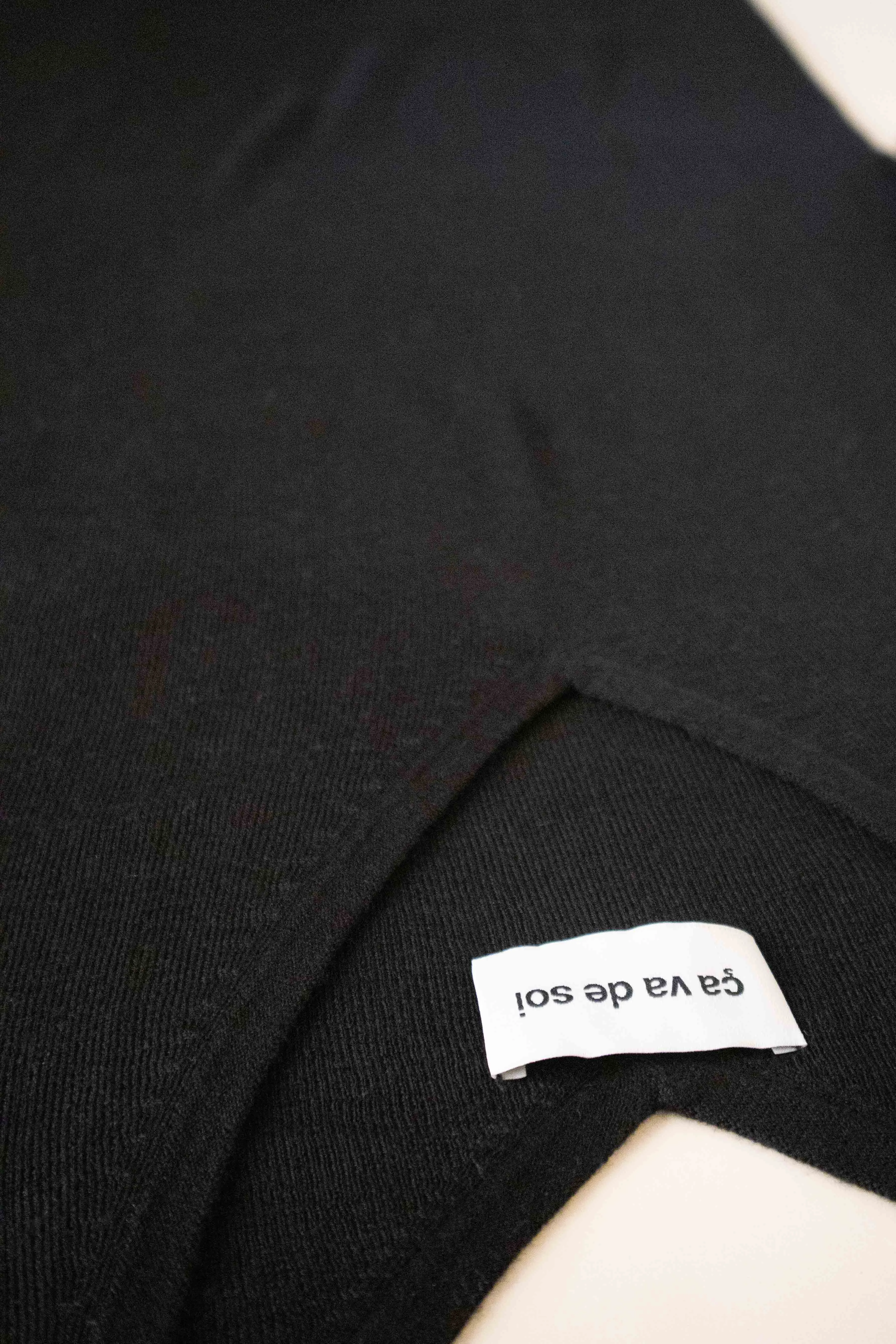 PONTA black sold by ça va de soi product image thumbnail 5