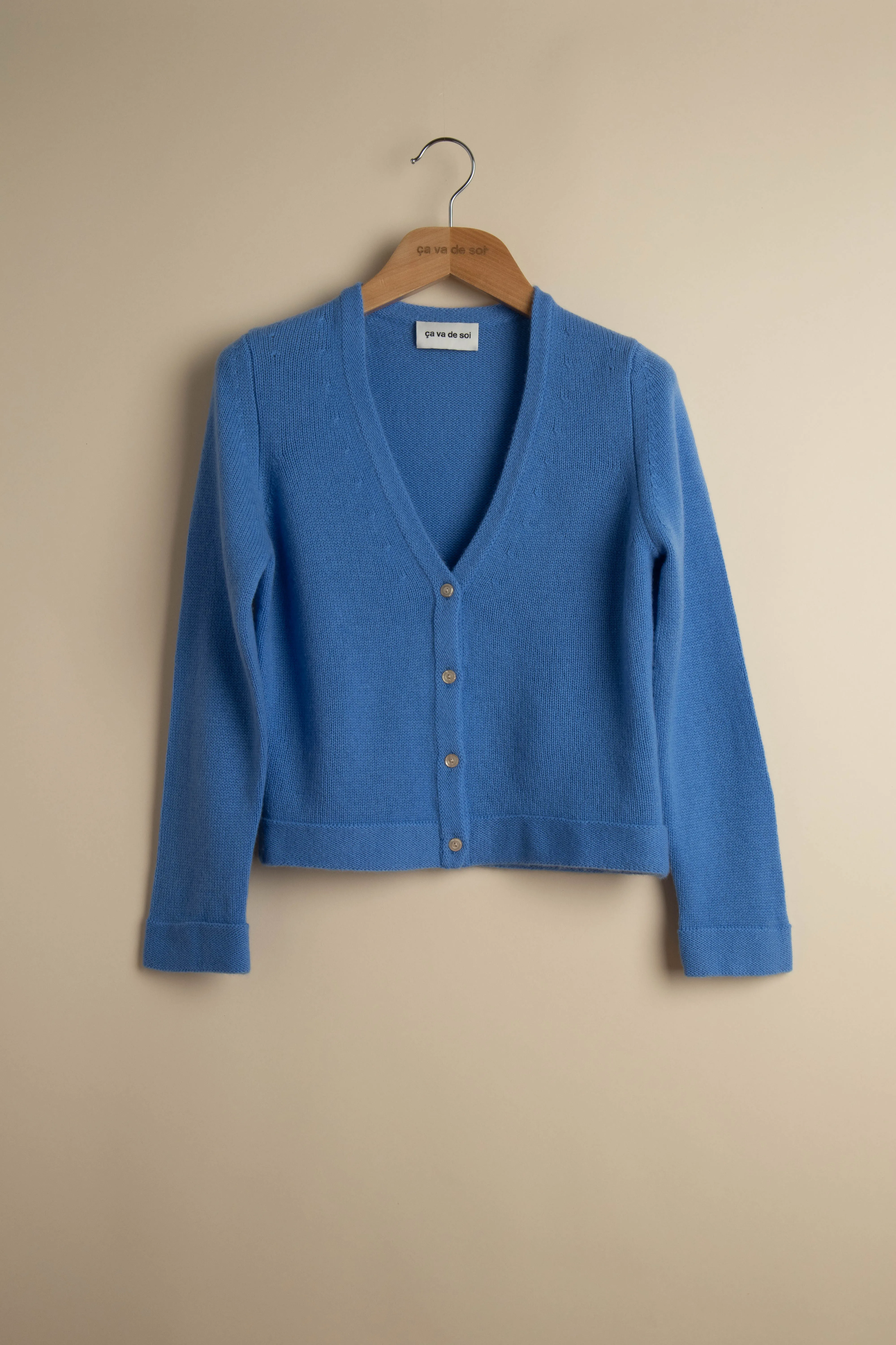 ZAISAN kyanite sold by ça va de soi