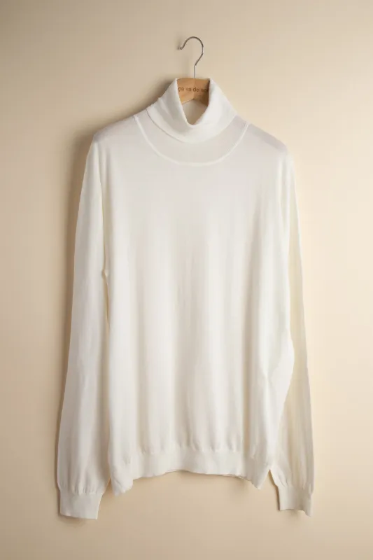 OSTUNI bianco sold by ça va de soi