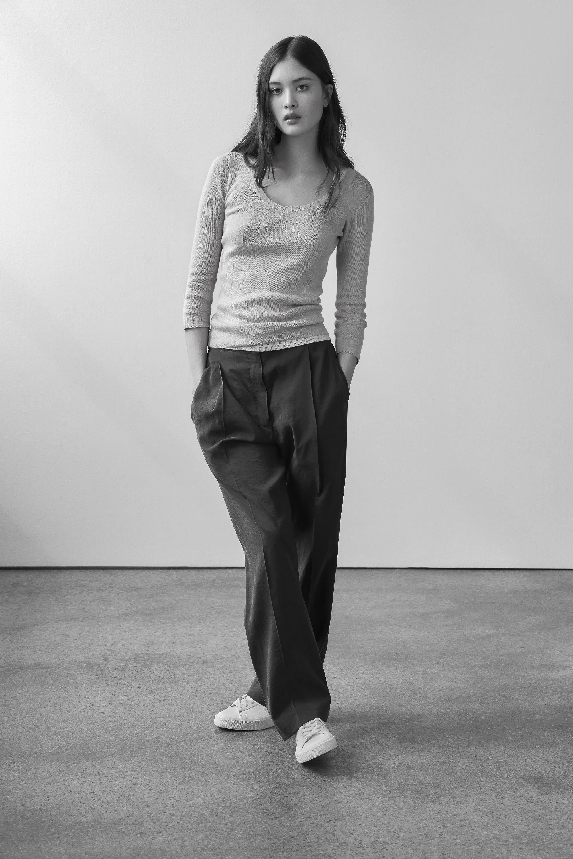 POESIA nero sold by ça va de soi product image thumbnail 2