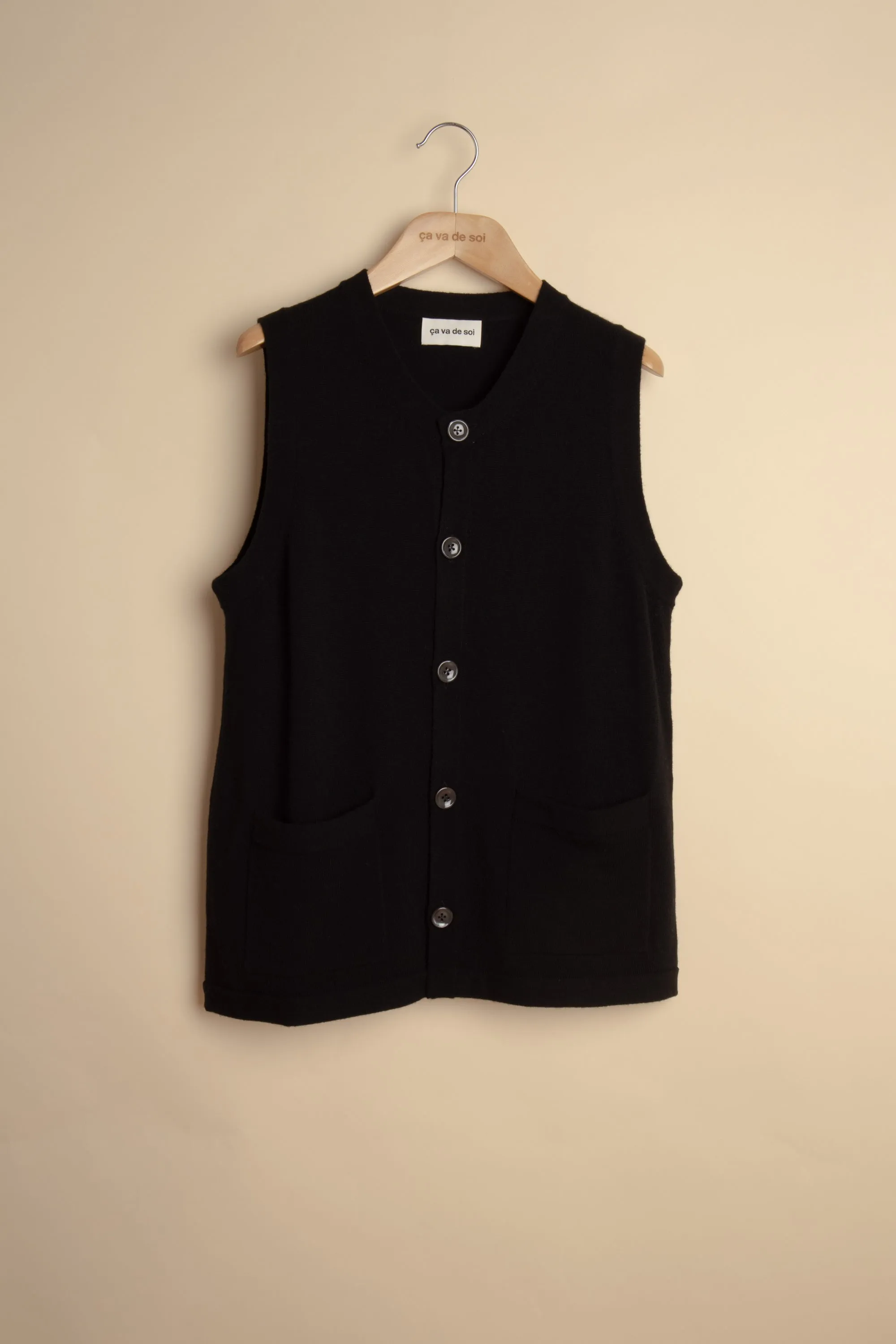 ORCA black sold by ça va de soi