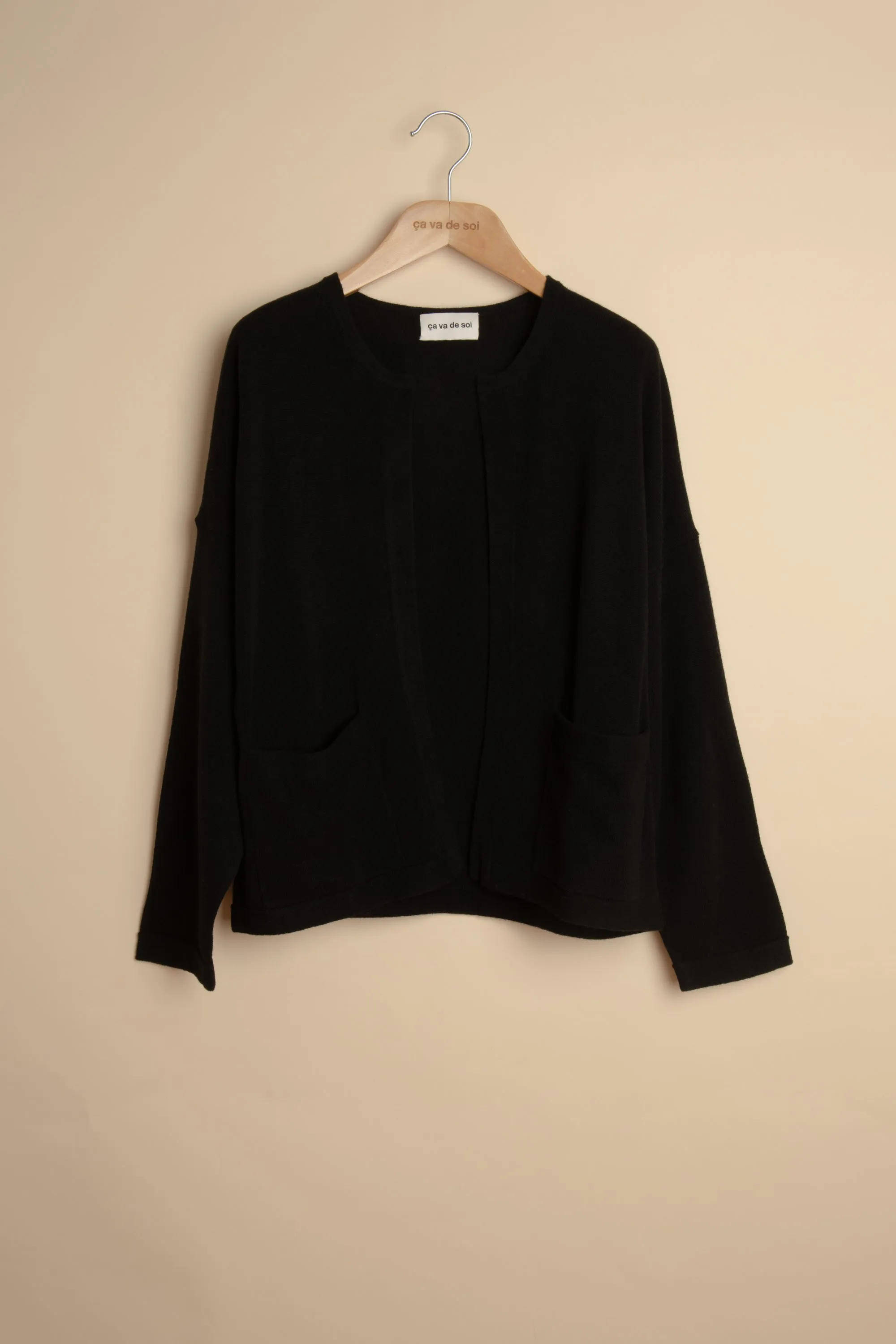 LIV black sold by ça va de soi