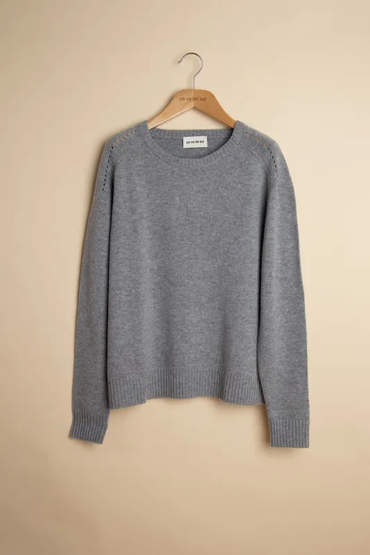 AURORA narwhal sold by ça va de soi