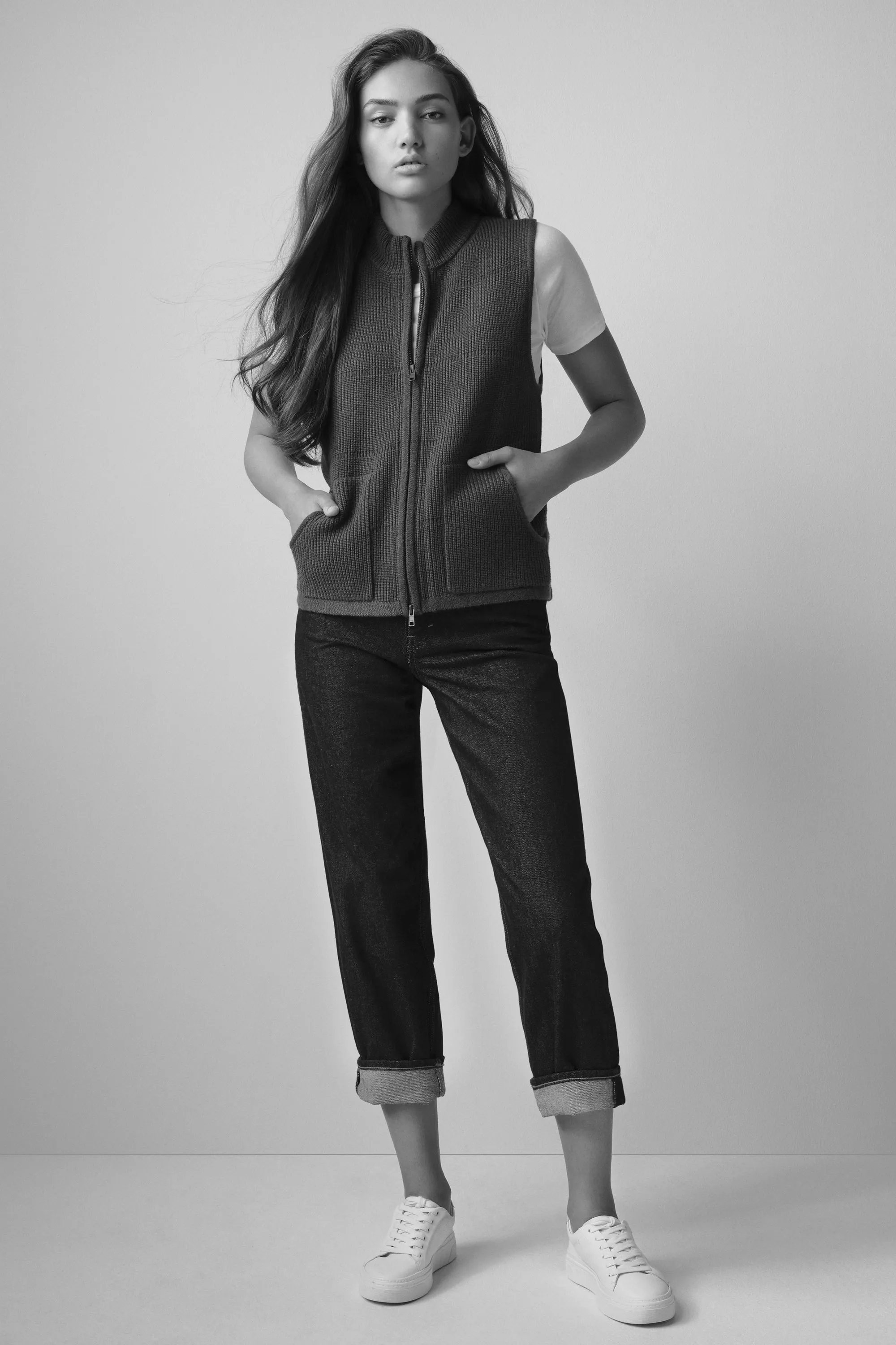 NIMROD narwhal sold by ça va de soi product image thumbnail 2