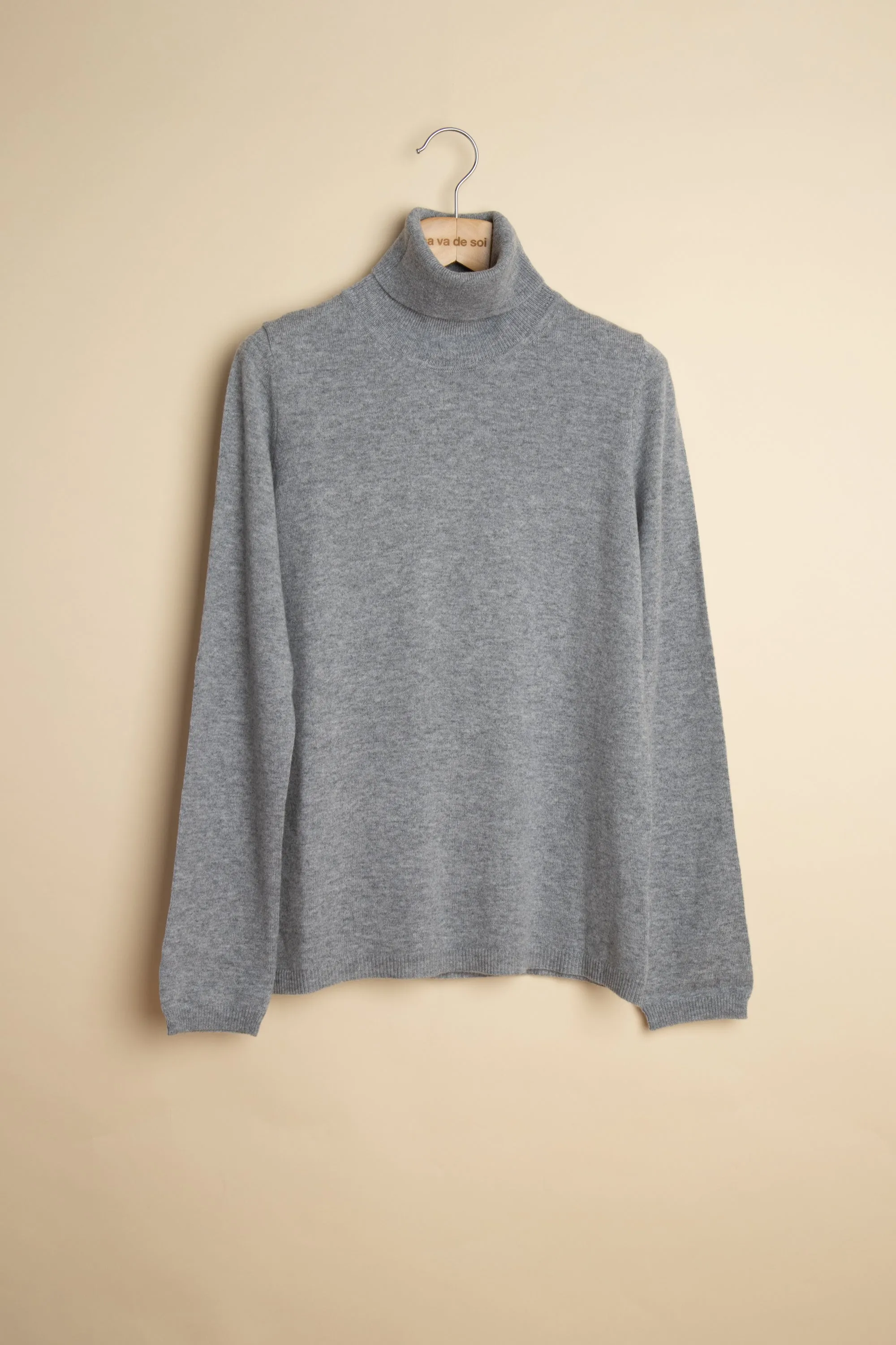 FIALA narwhal sold by ça va de soi