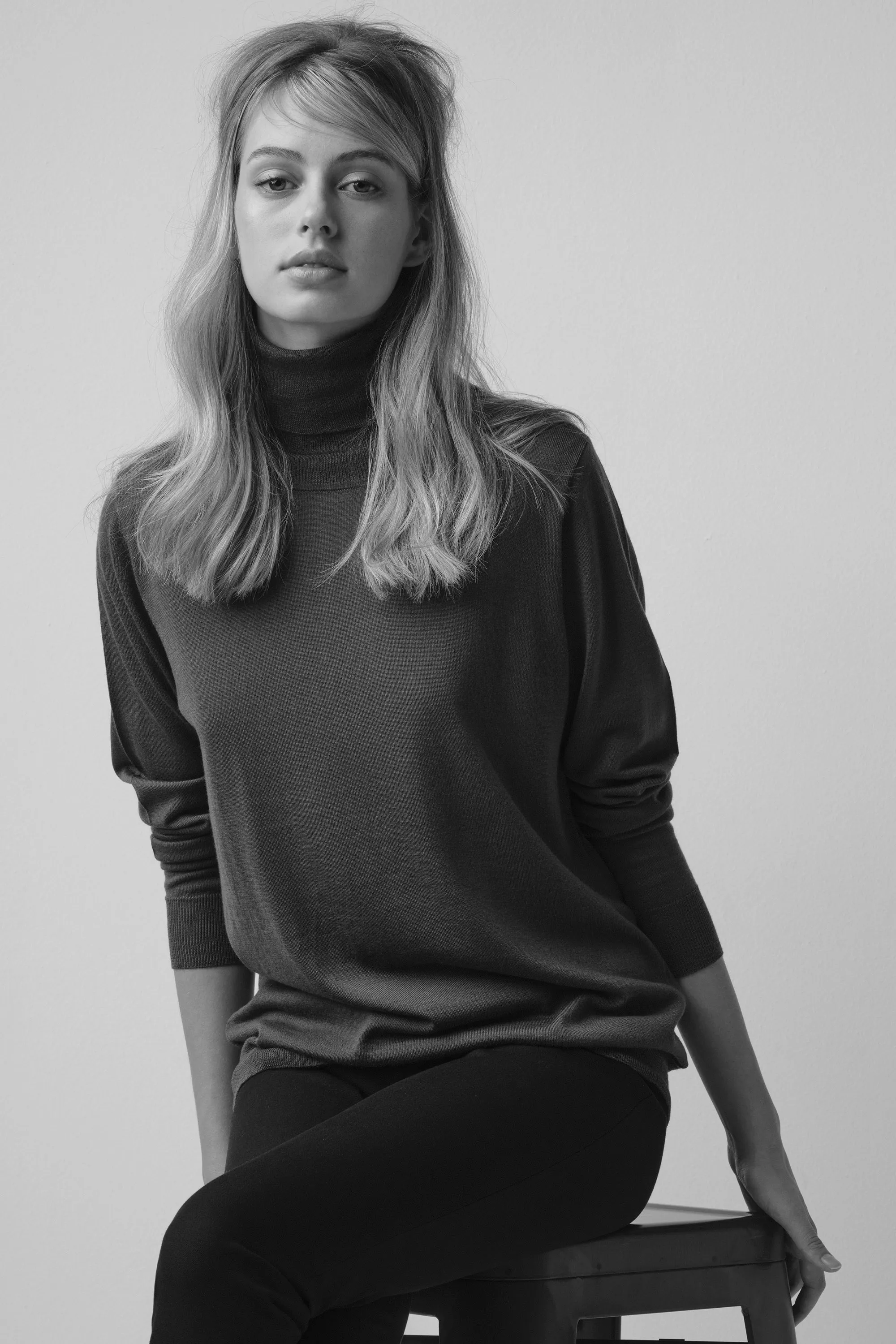 AUSTEN mahogany sold by ça va de soi product image thumbnail 3