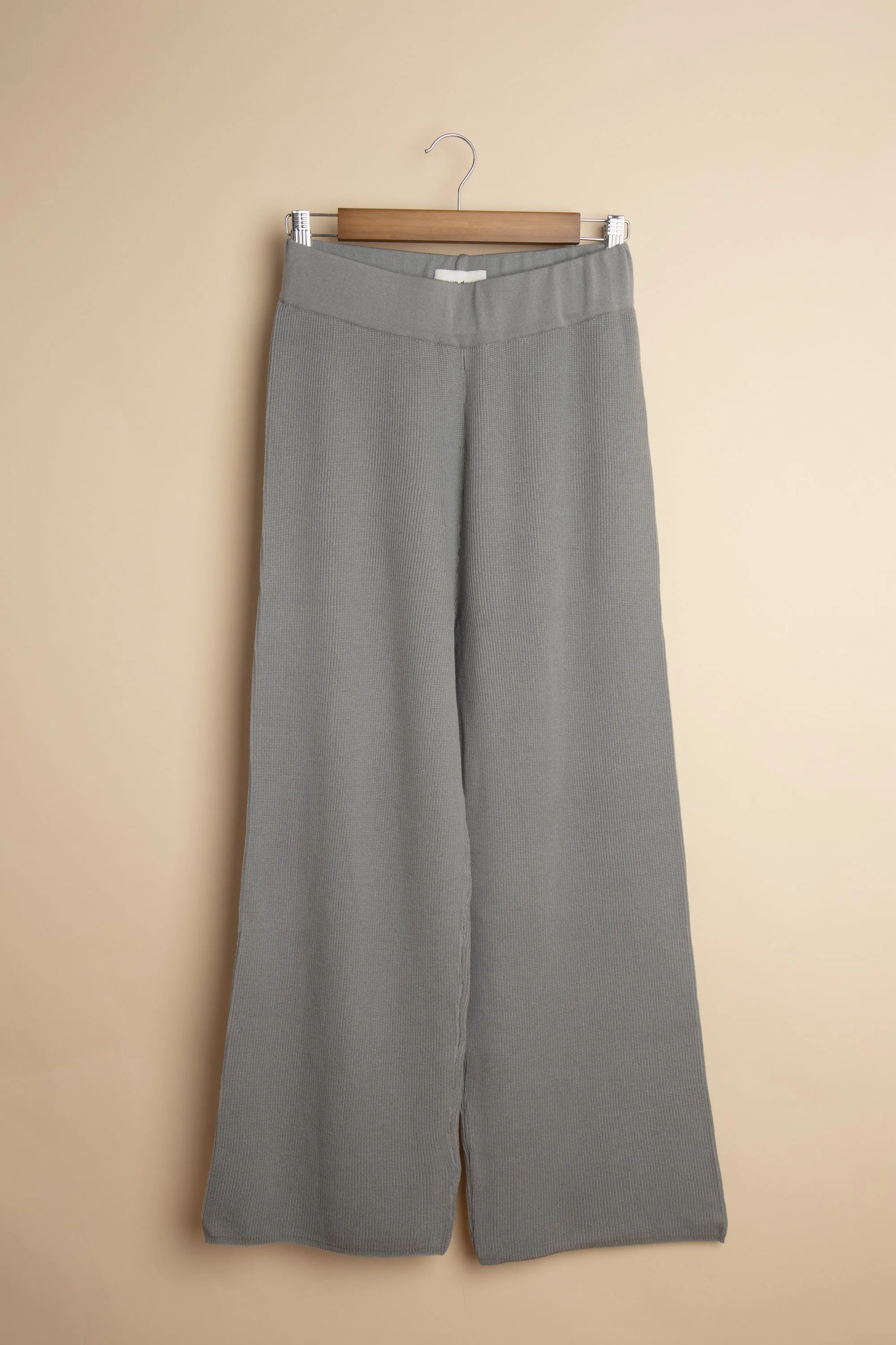 GRETA aluminum sold by ça va de soi