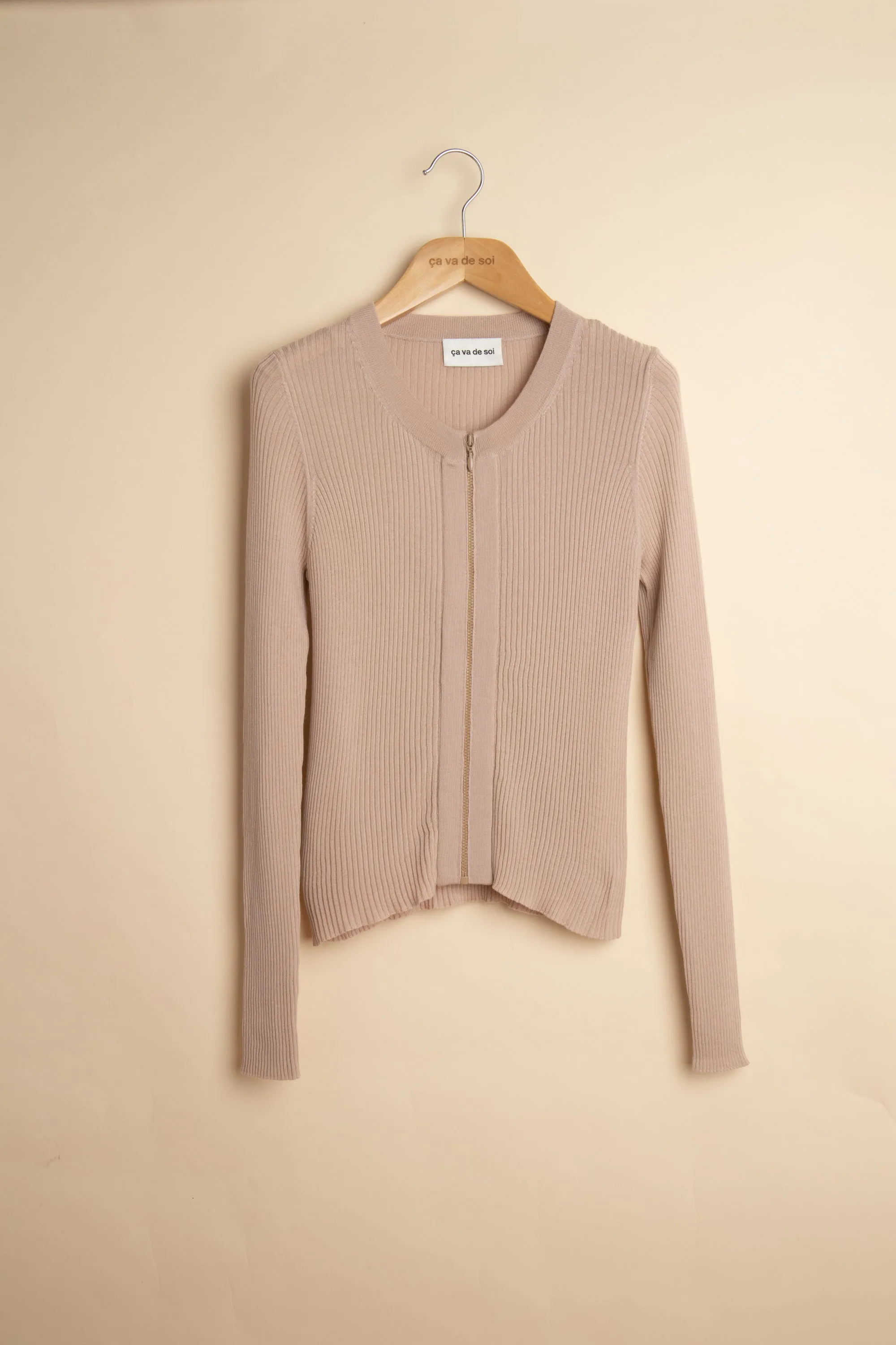 WINTOUR nacre sold by ça va de soi