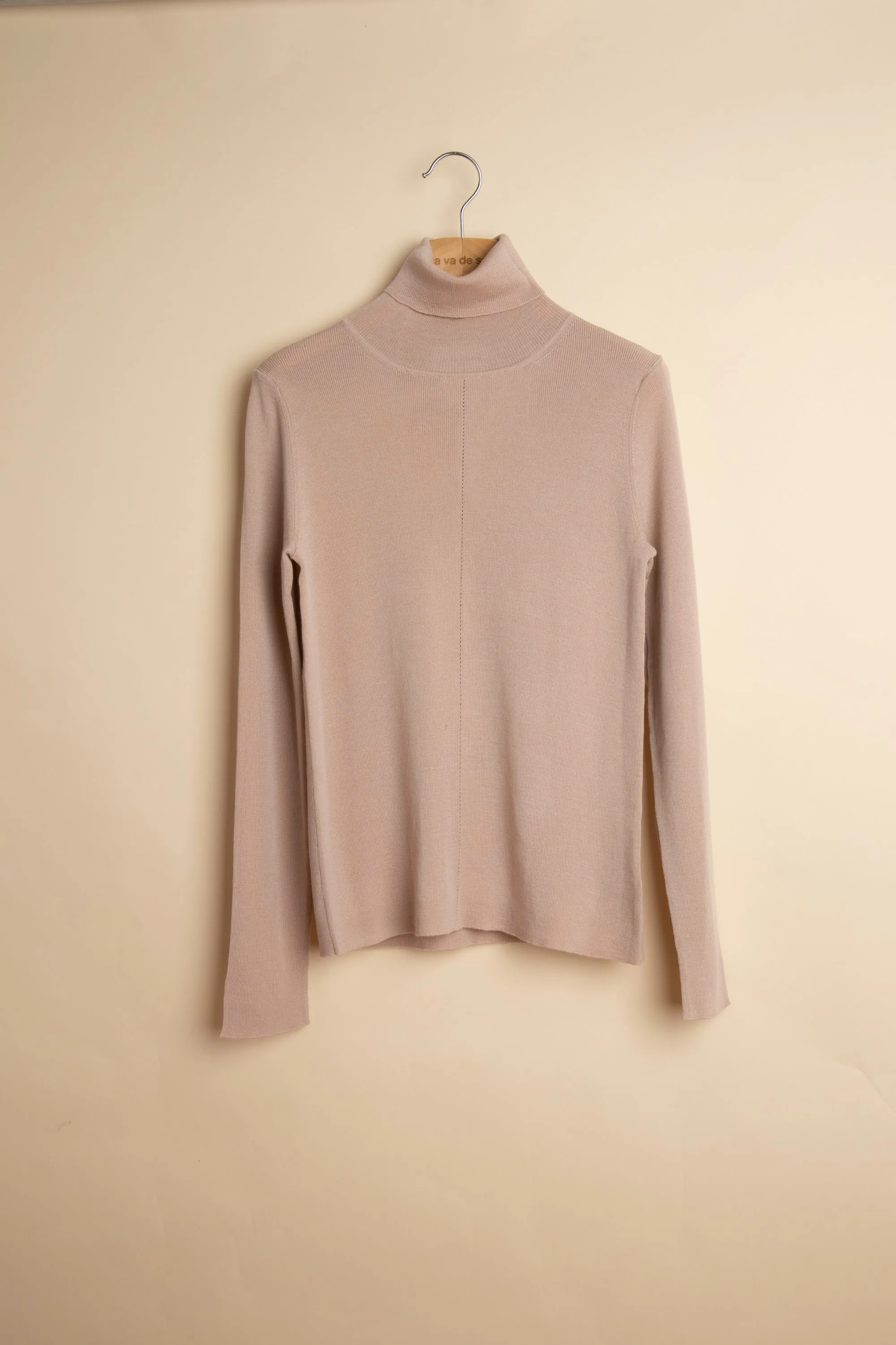 DURAS nacre sold by ça va de soi