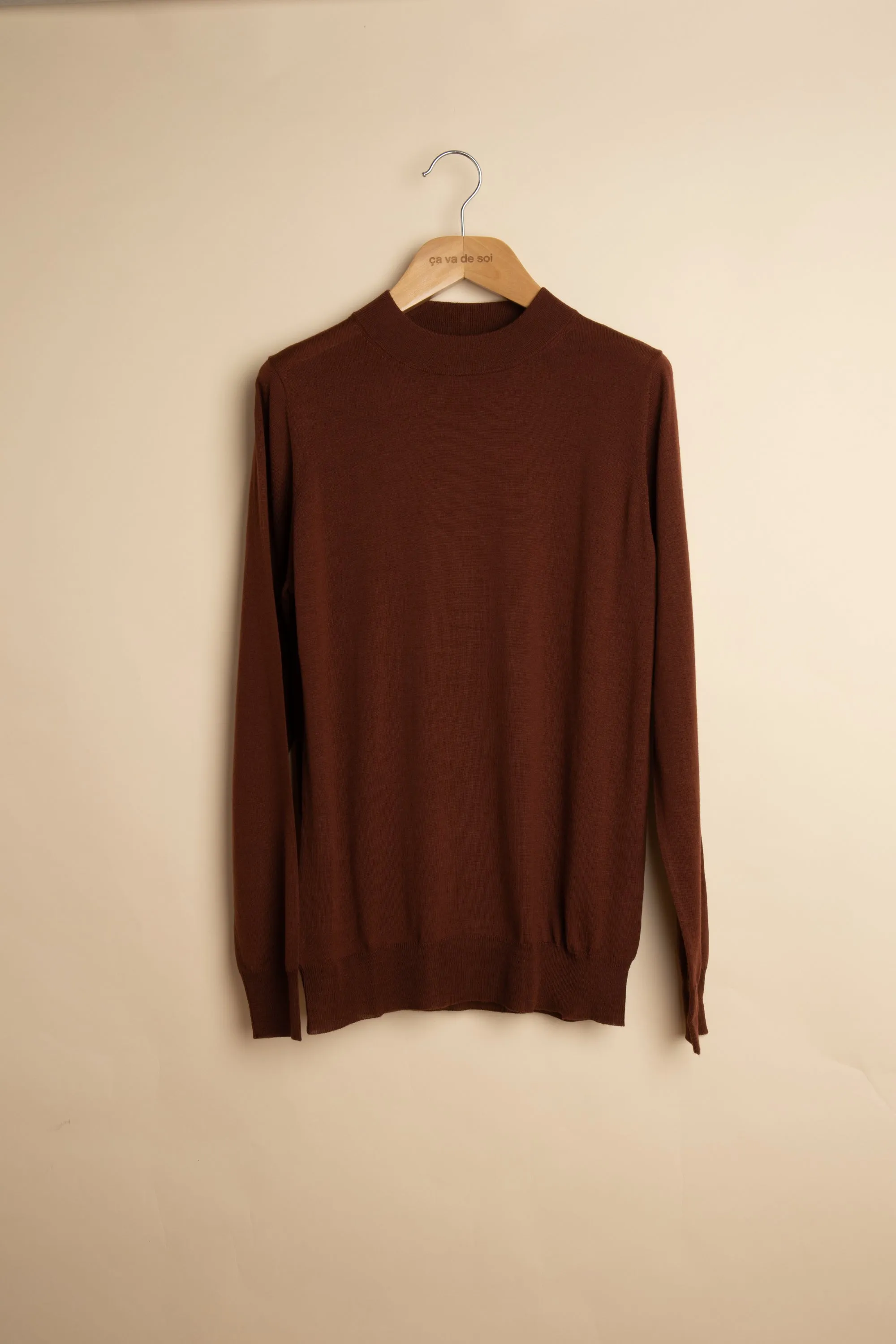 SAGAN mahogany sold by ça va de soi