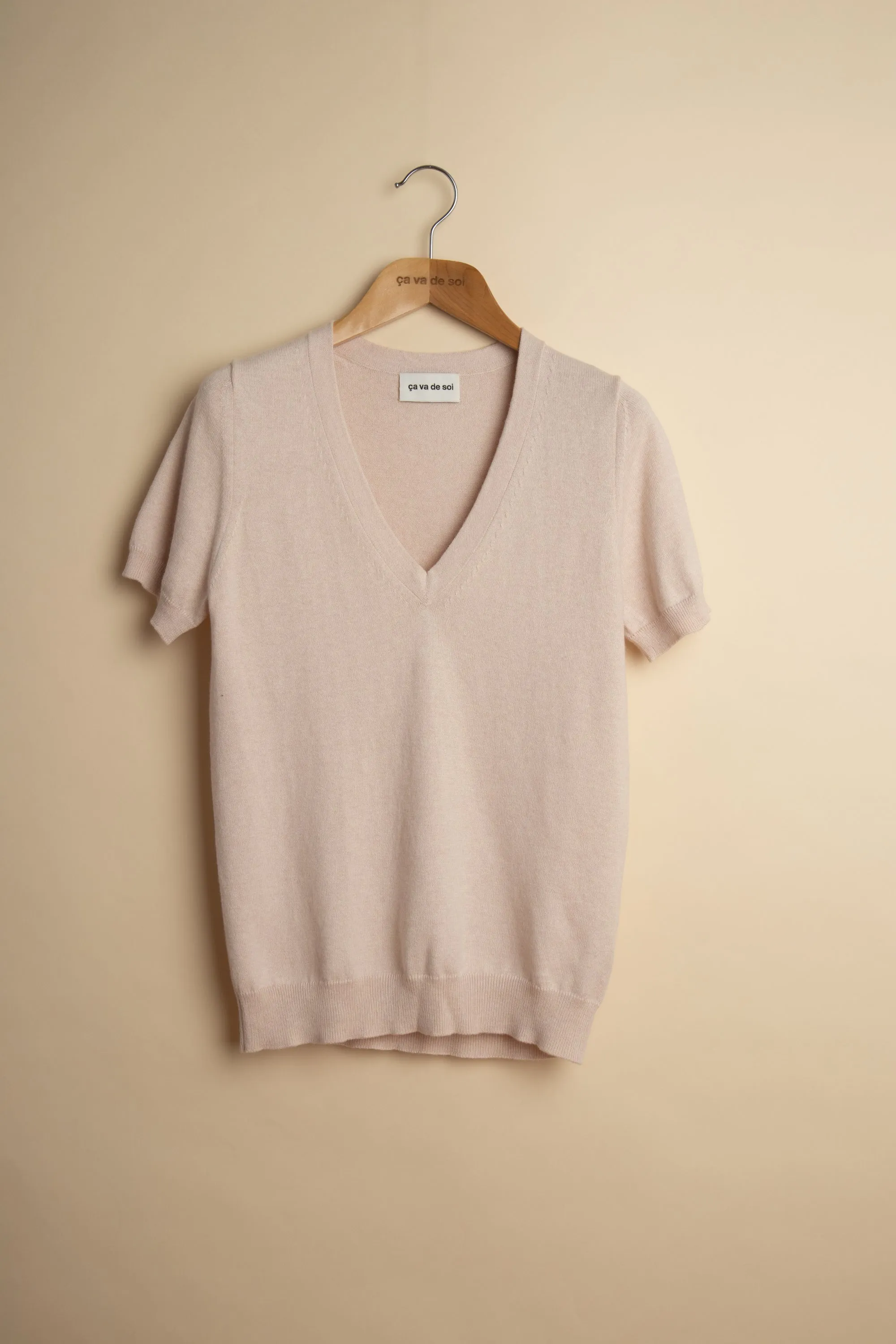 TANA seashell sold by ça va de soi