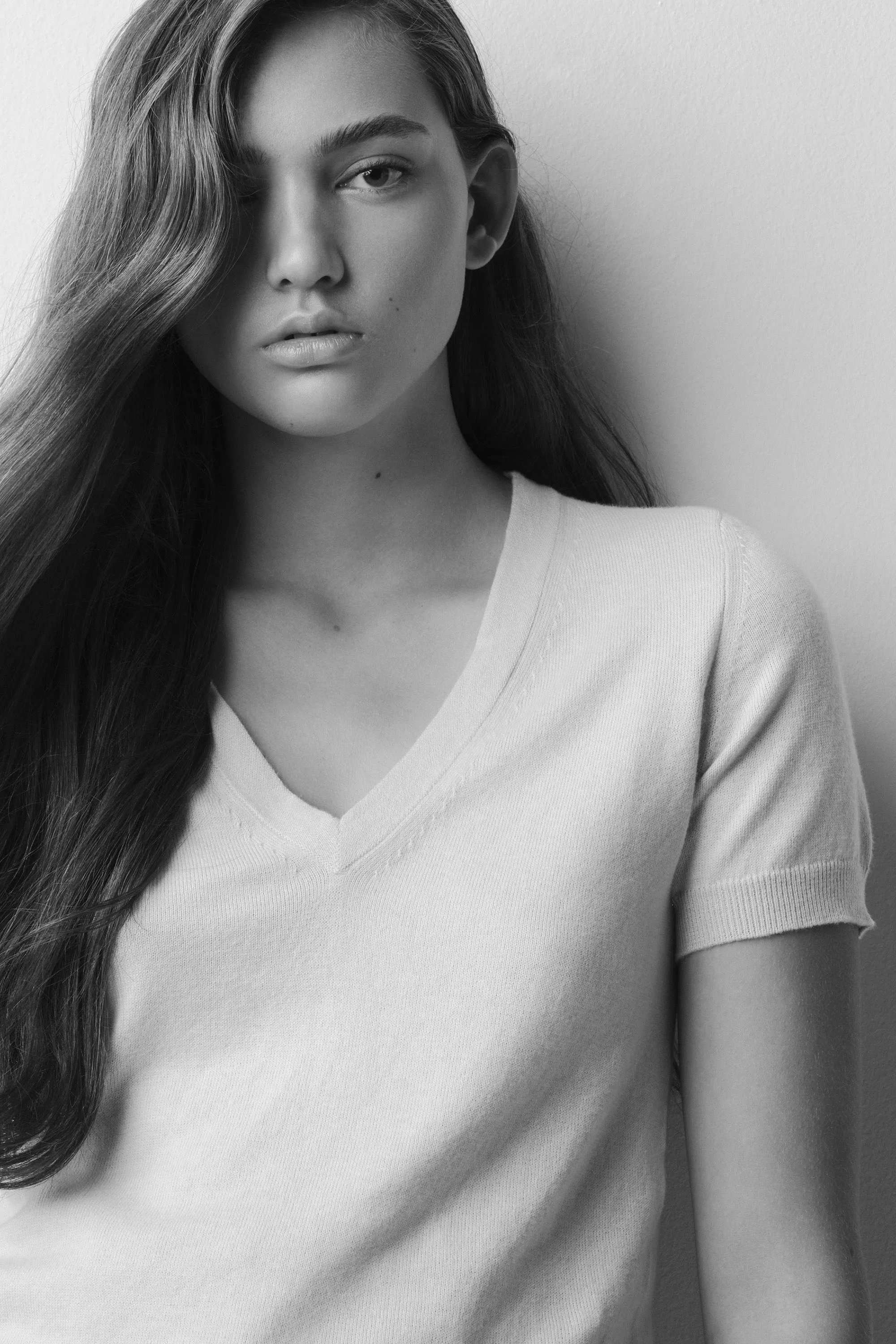 TANA iris sold by ça va de soi product image thumbnail 3