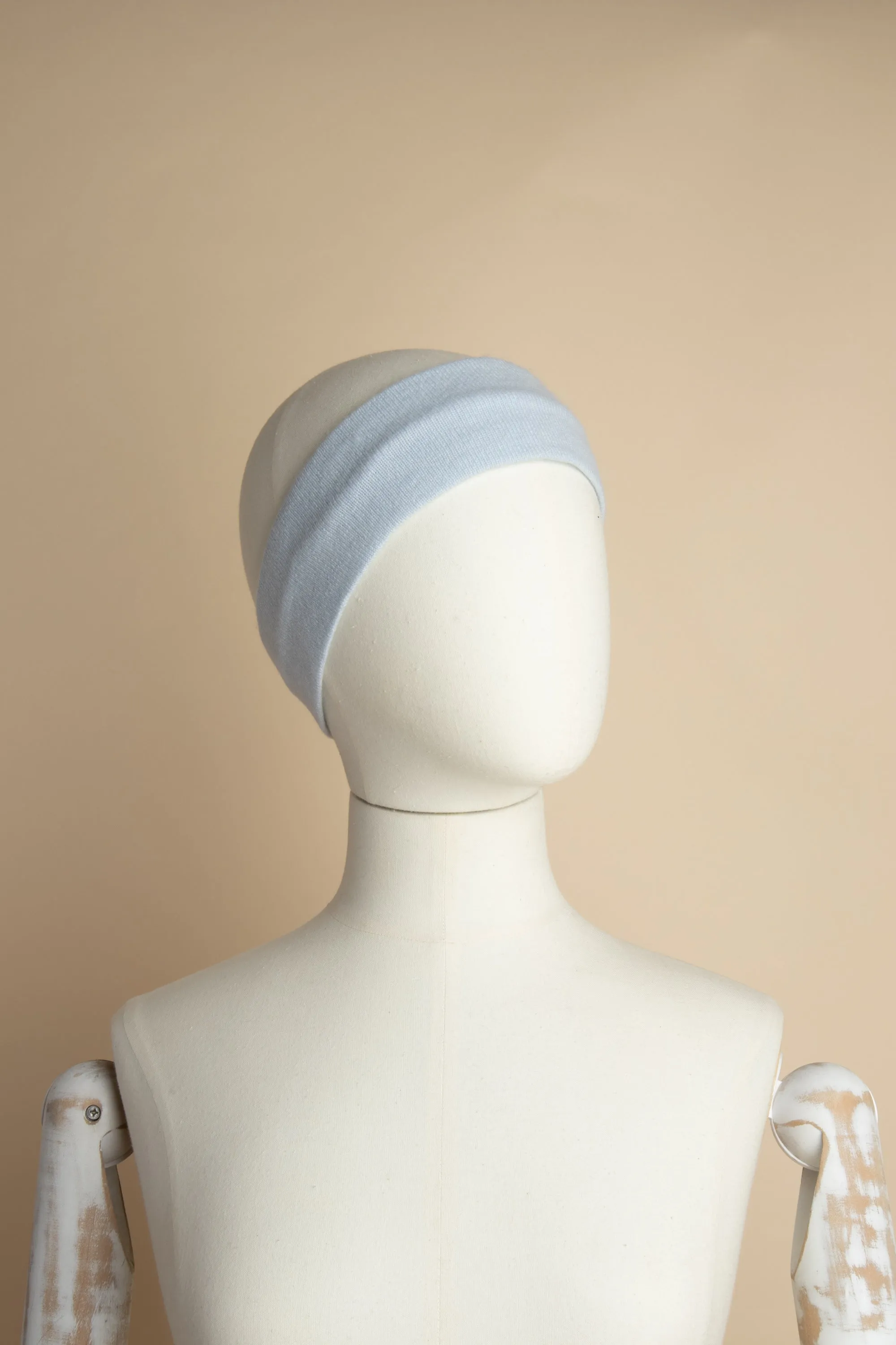 DENEUVE frost sold by ça va de soi