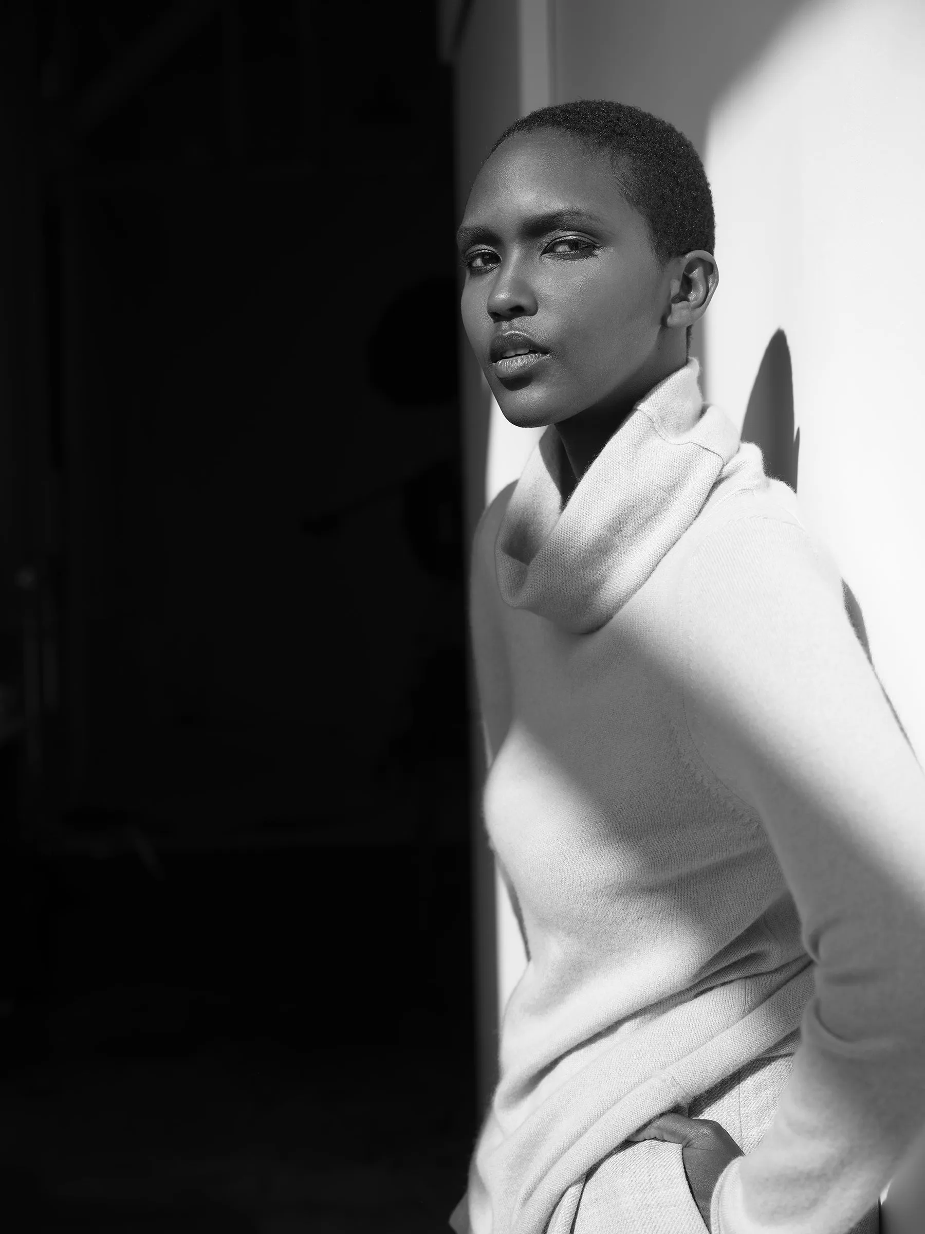 KAMA black sold by ça va de soi product image thumbnail 2