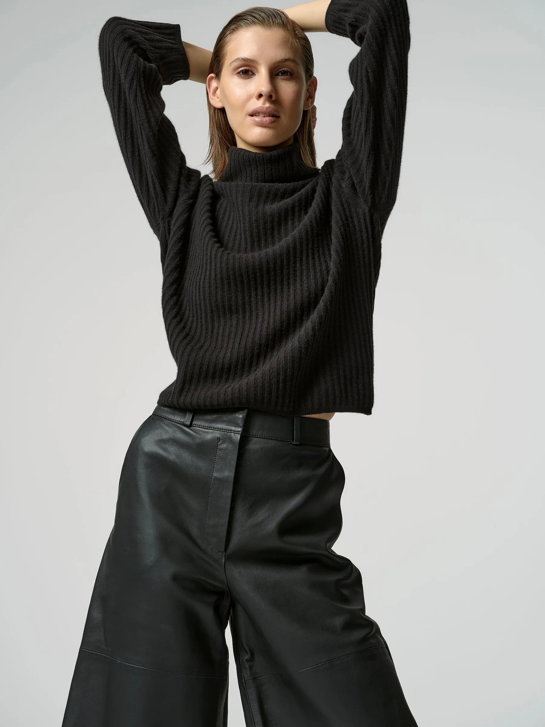 SUTRA black sold by ça va de soi