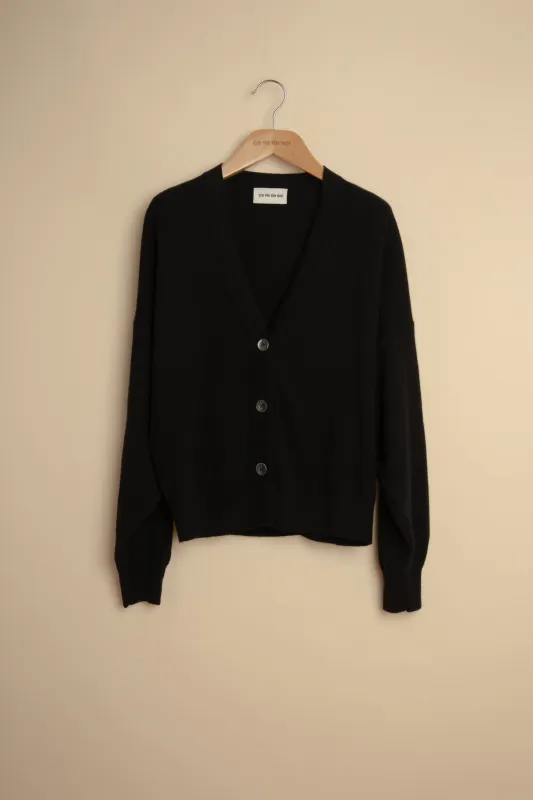 YAMA black  sold by ça va de soi