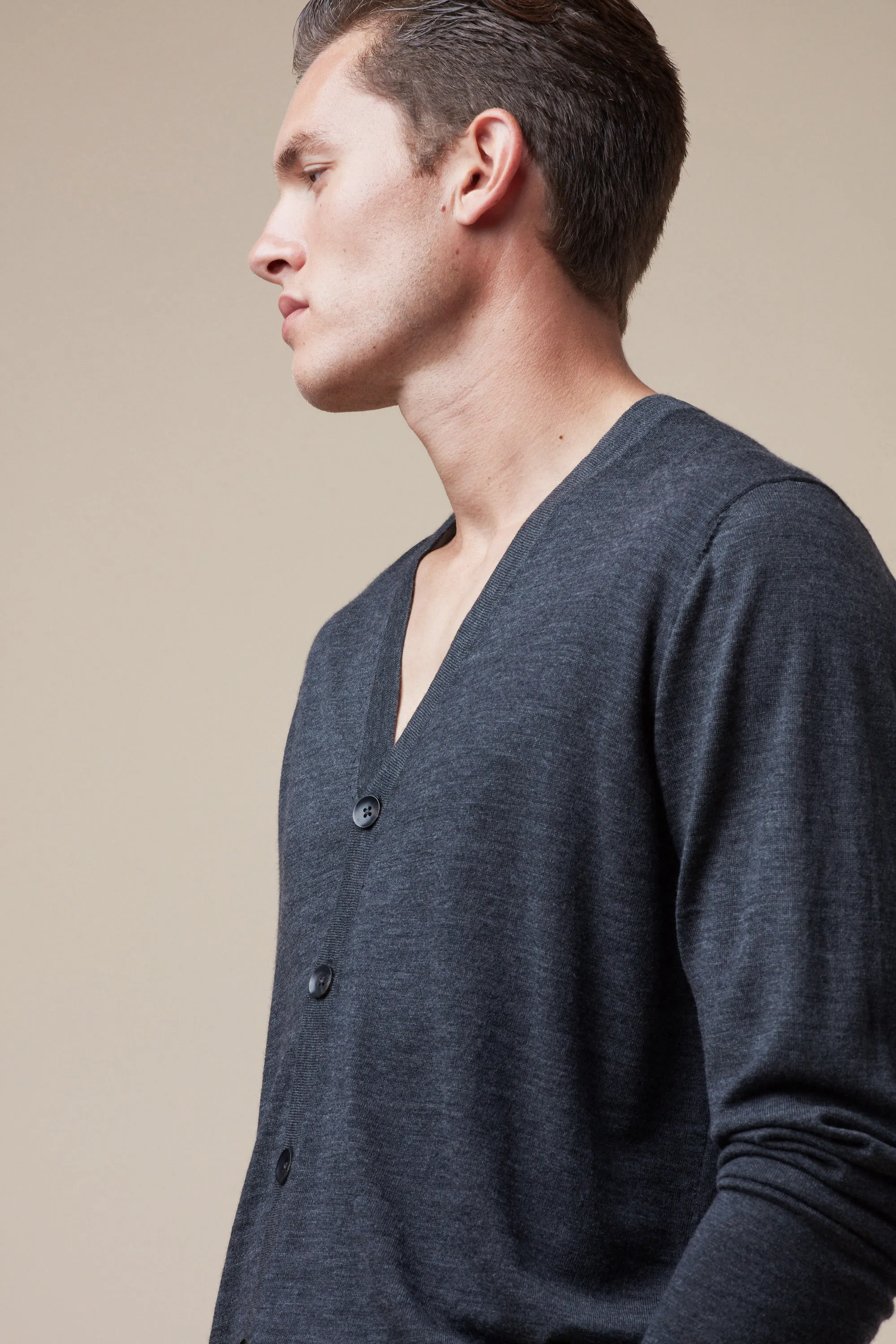 GEORGE charcoal sold by ça va de soi product image thumbnail 2