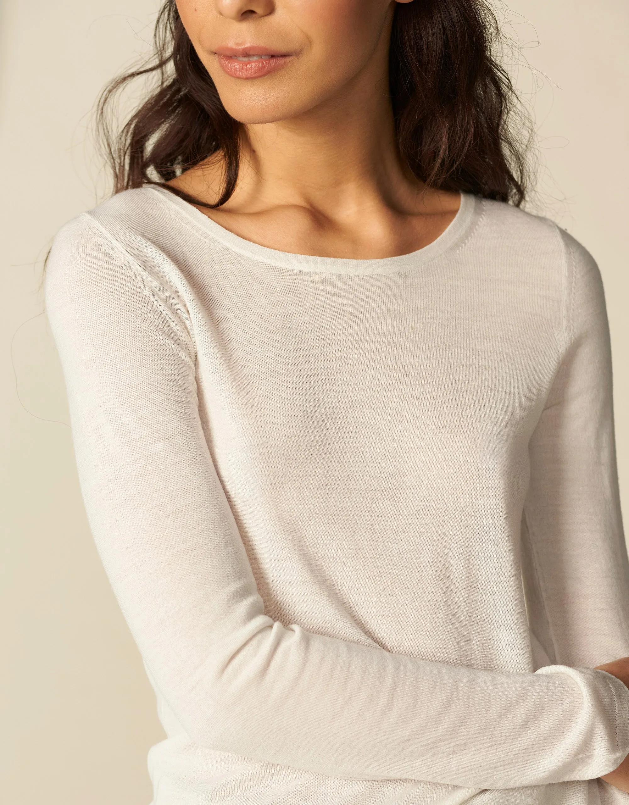 ANASTASIA white sold by ça va de soi product image thumbnail 2