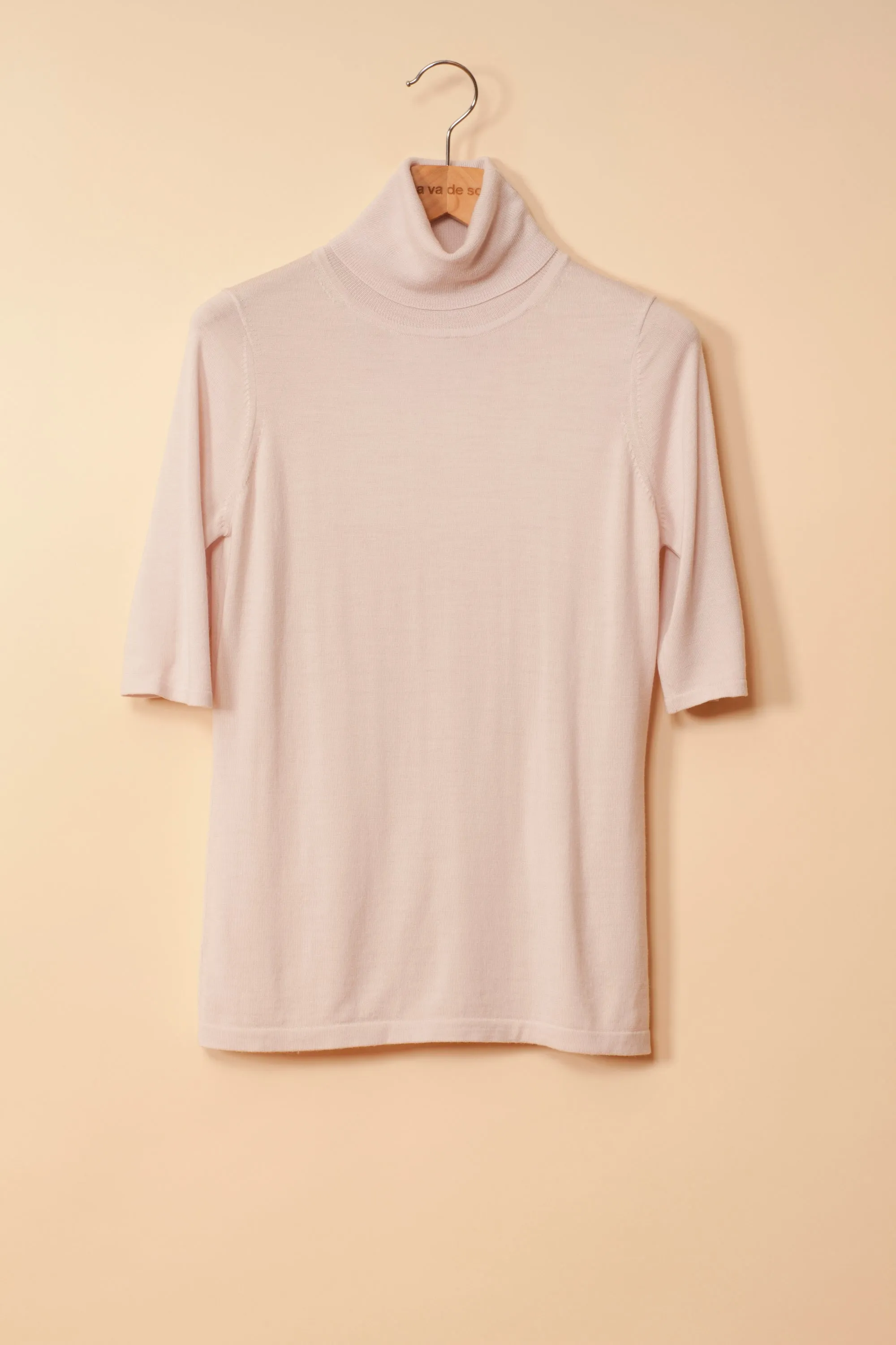 LUCINDA pearl sold by ça va de soi