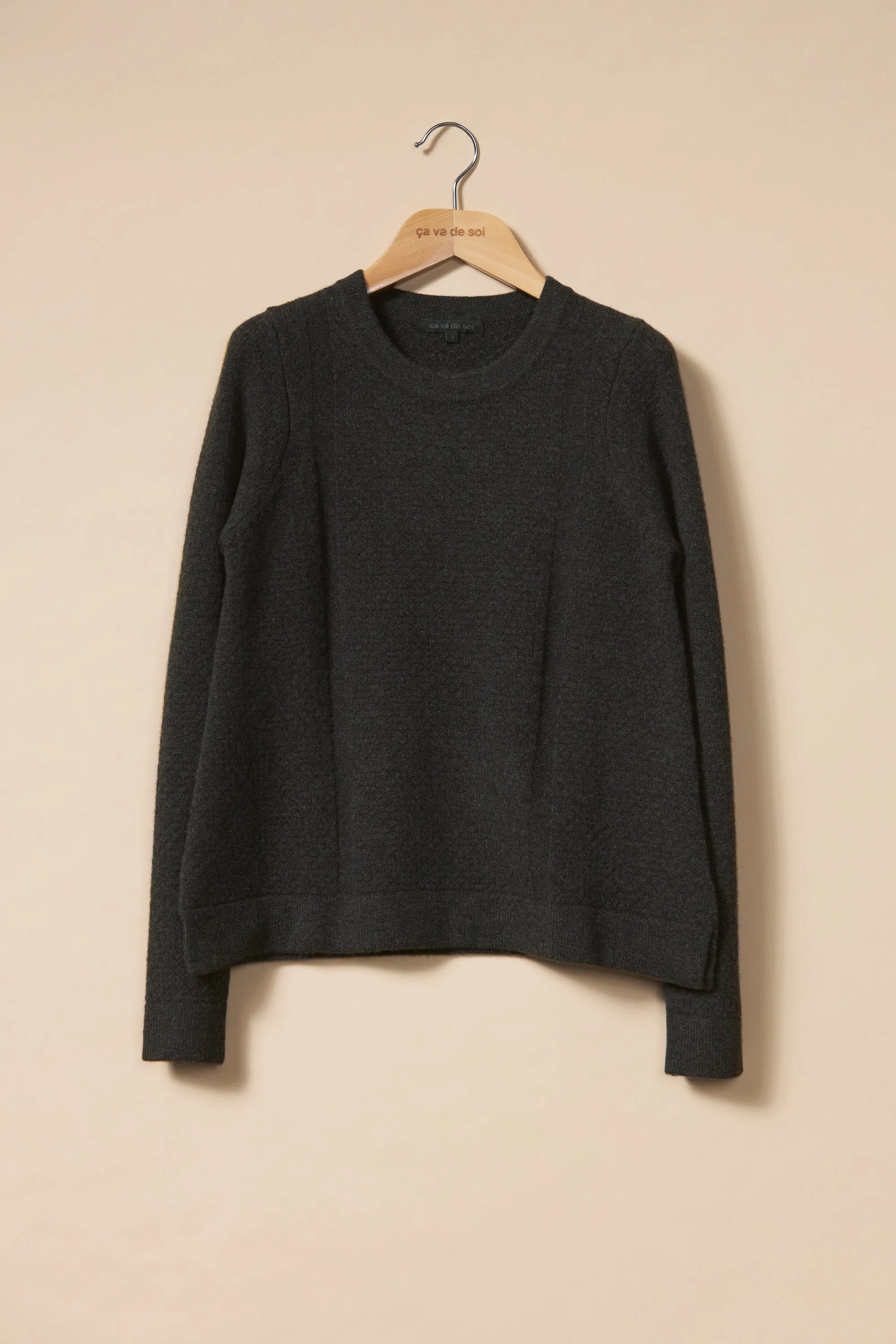 MONICA charcoal sold by ça va de soi