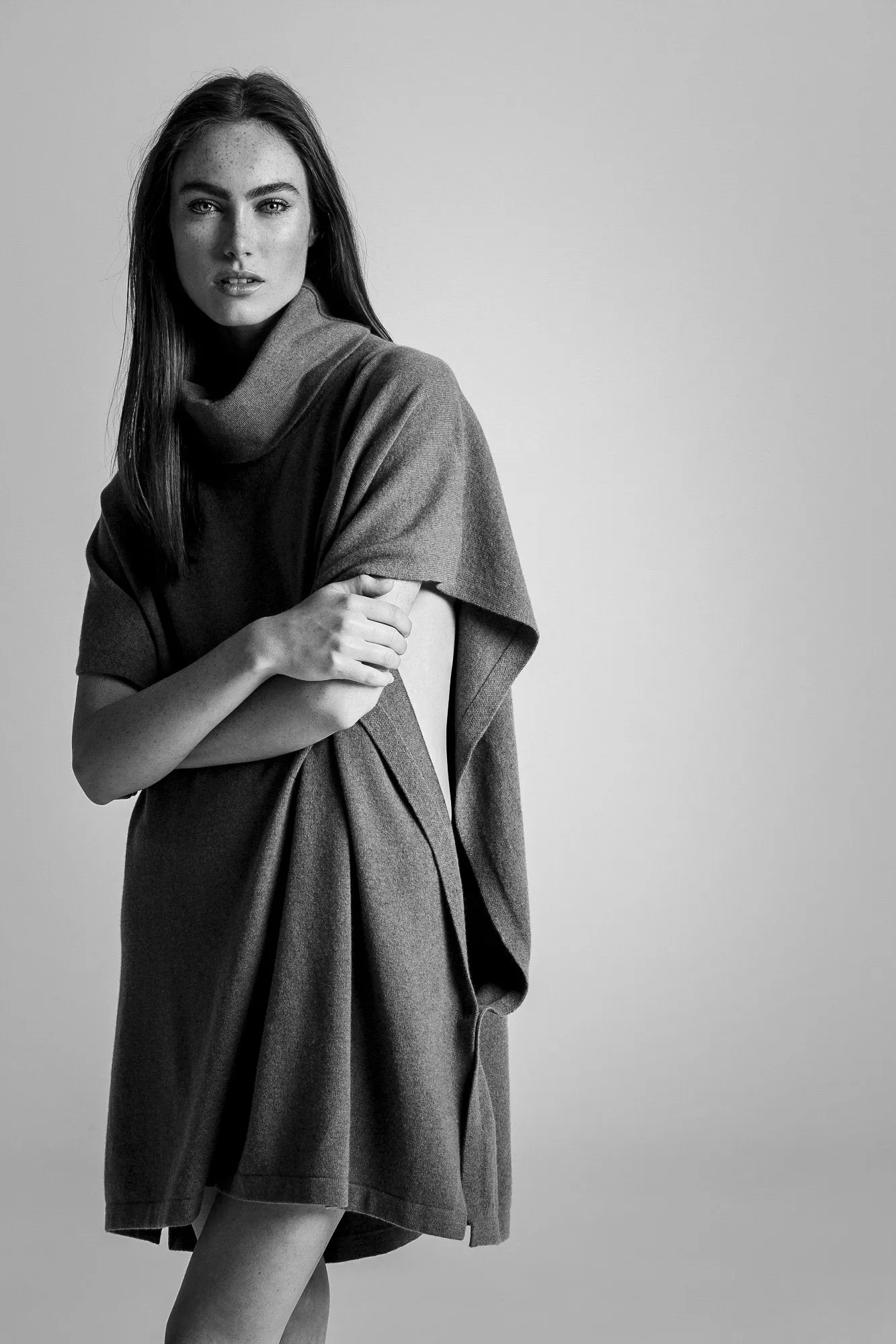 JENNIFER onyx sold by ça va de soi product image thumbnail 3