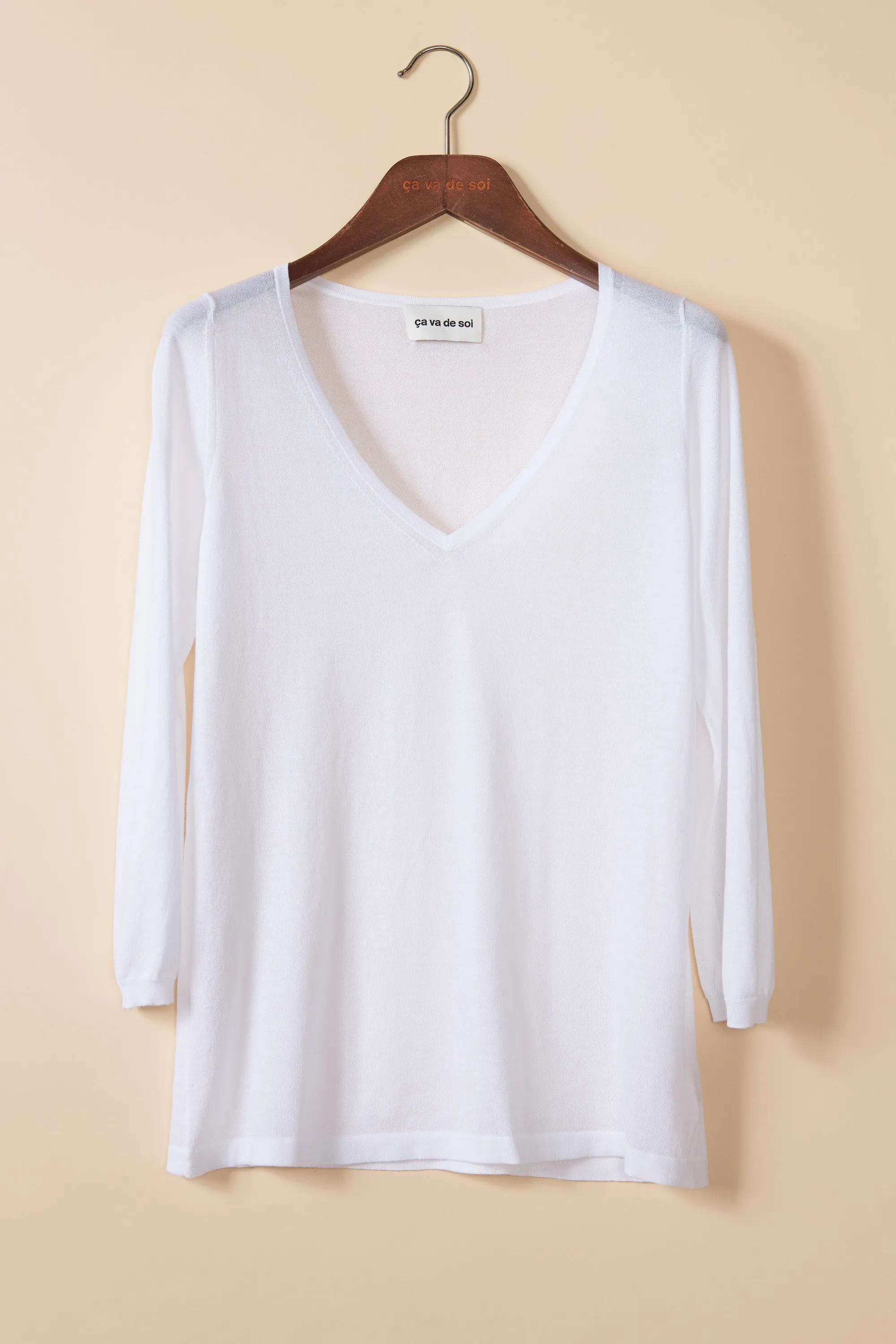 YAEL white sold by ça va de soi