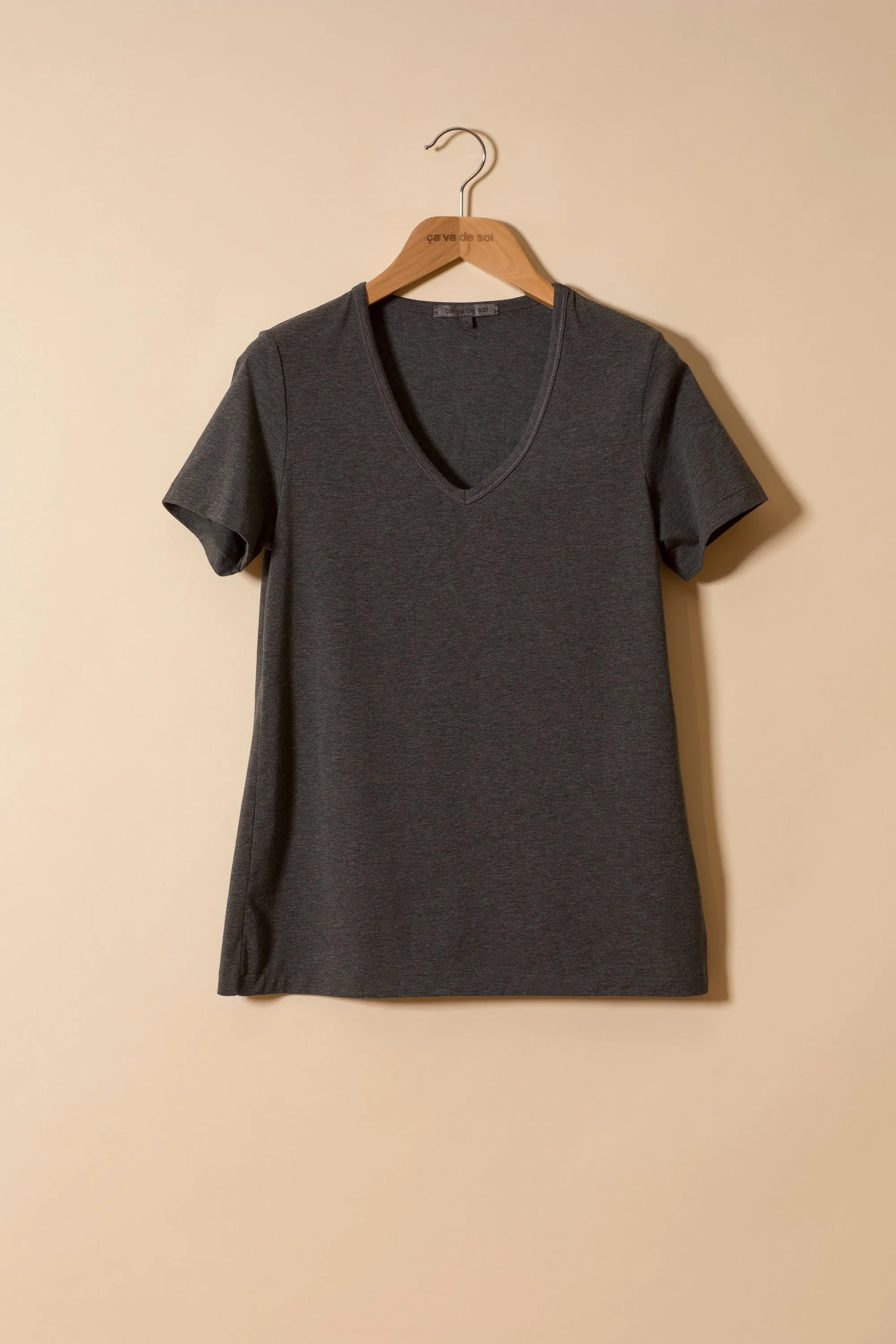 AIDA charcoal sold by ça va de soi