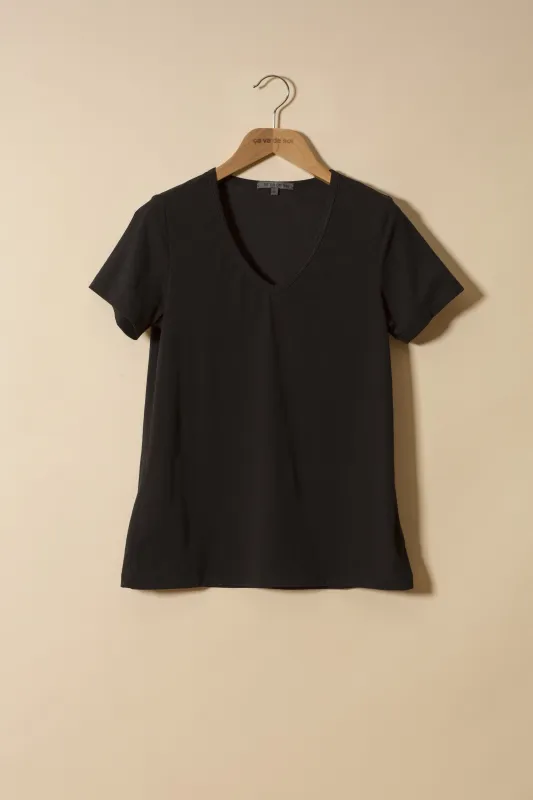 AIDA black sold by ça va de soi