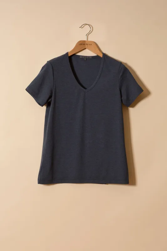 AIDA indigo sold by ça va de soi