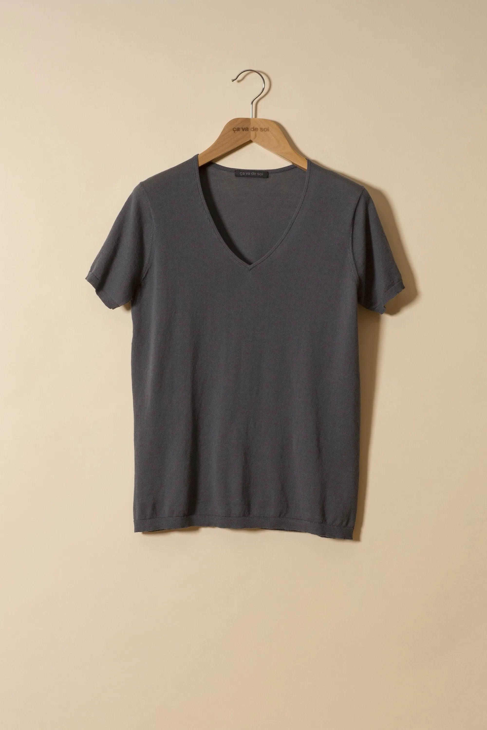 INDRA dolphin sold by ça va de soi